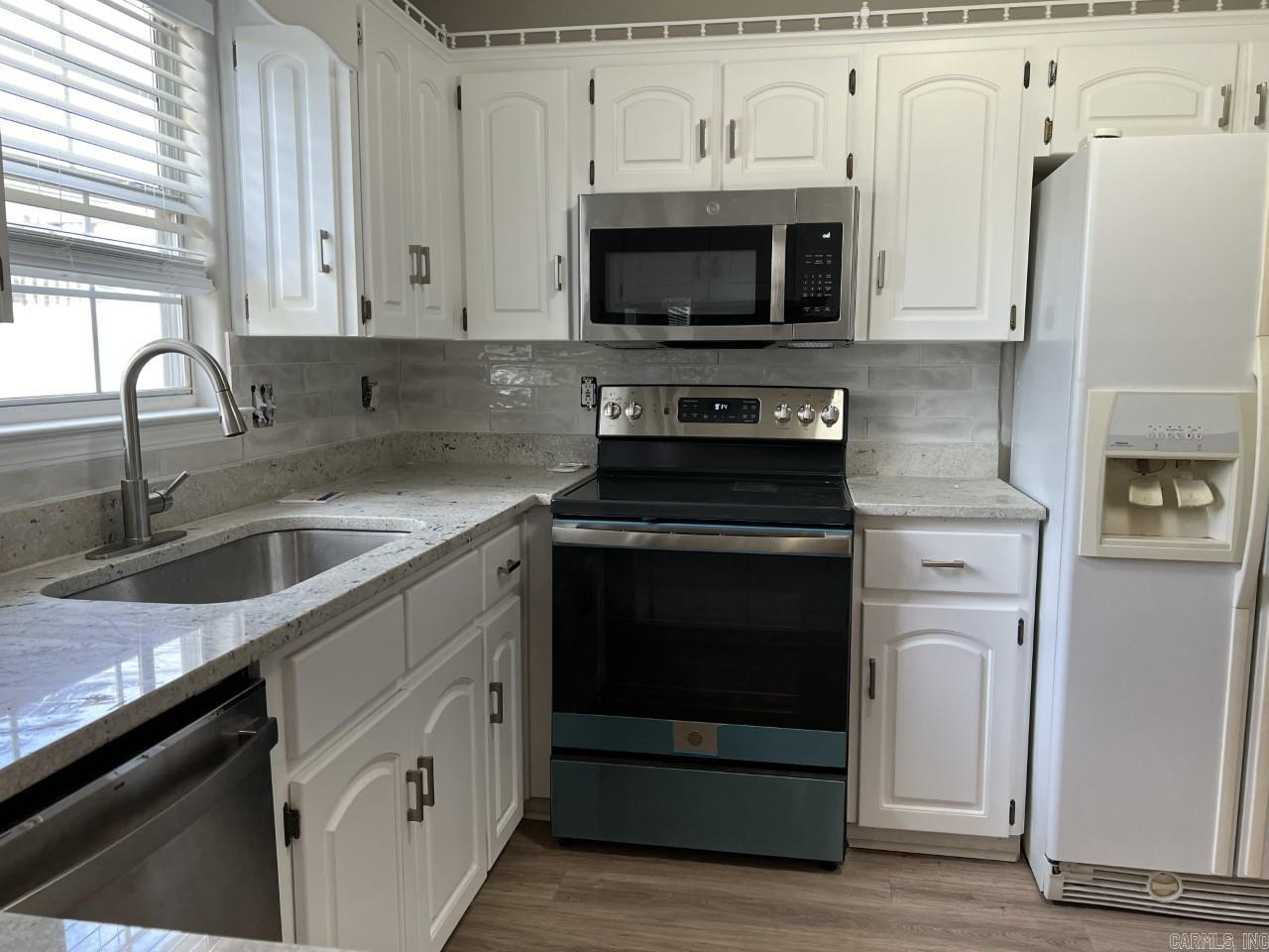 Timberwood Park I - Residential Lease