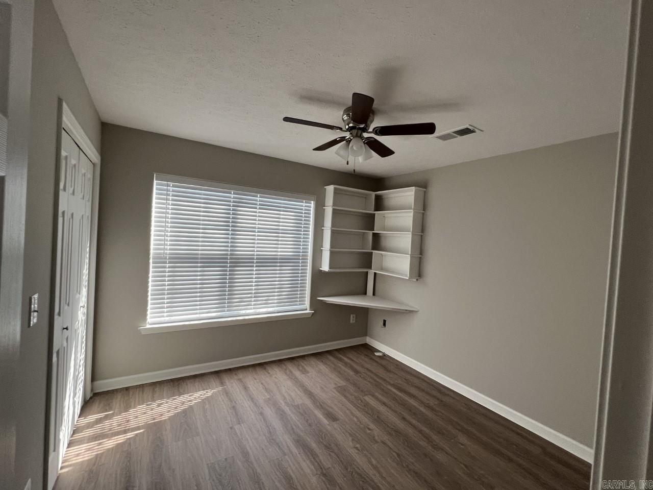 Timberwood Park I - Residential Lease