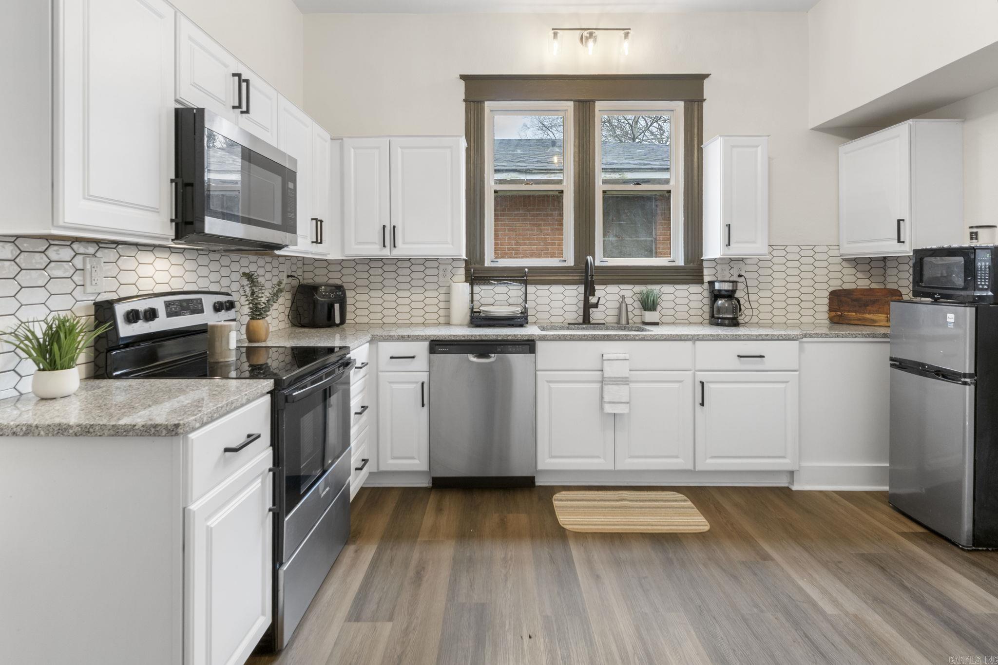 SUNSET ADDN - Residential