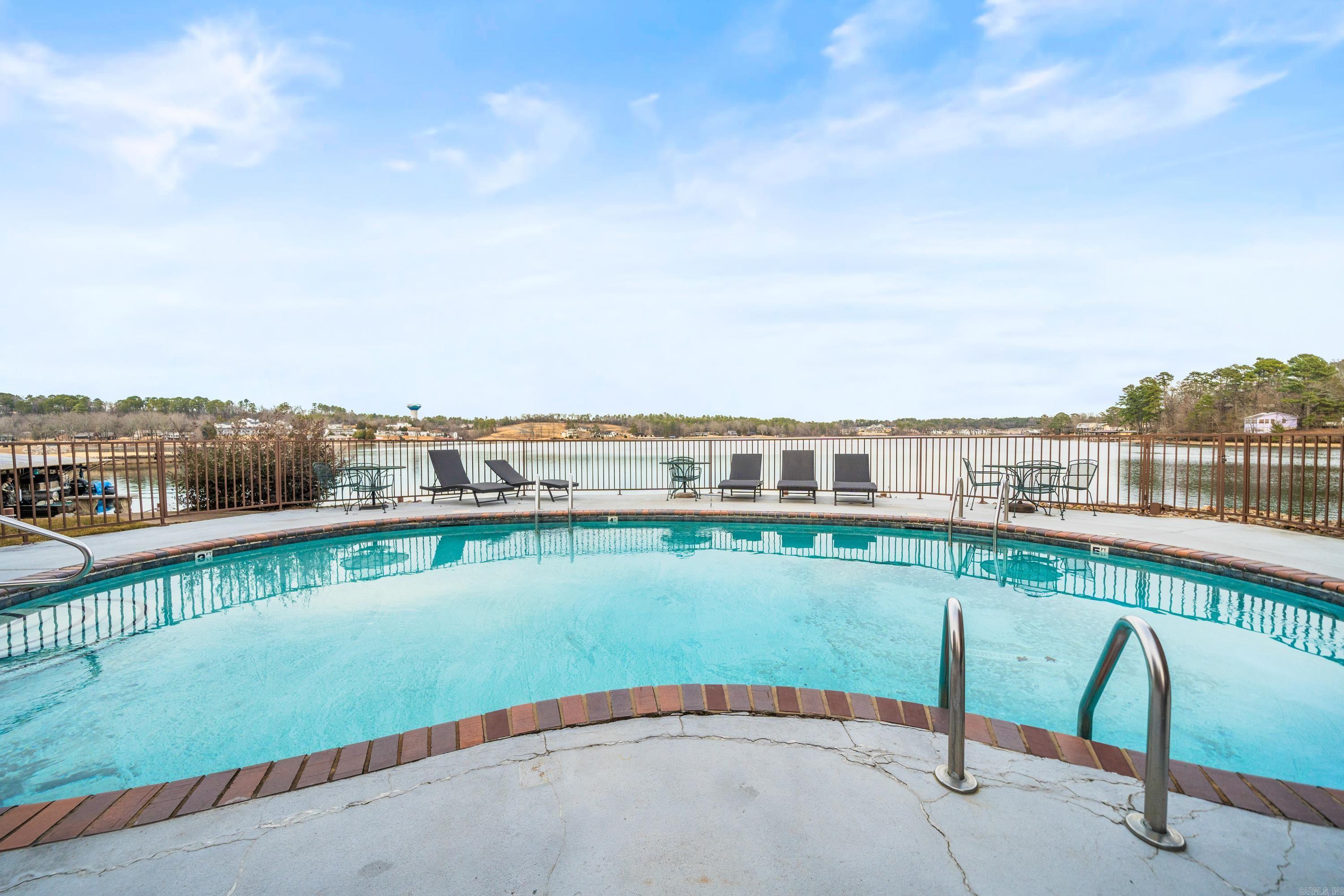 LAKE PORT HPR - Residential