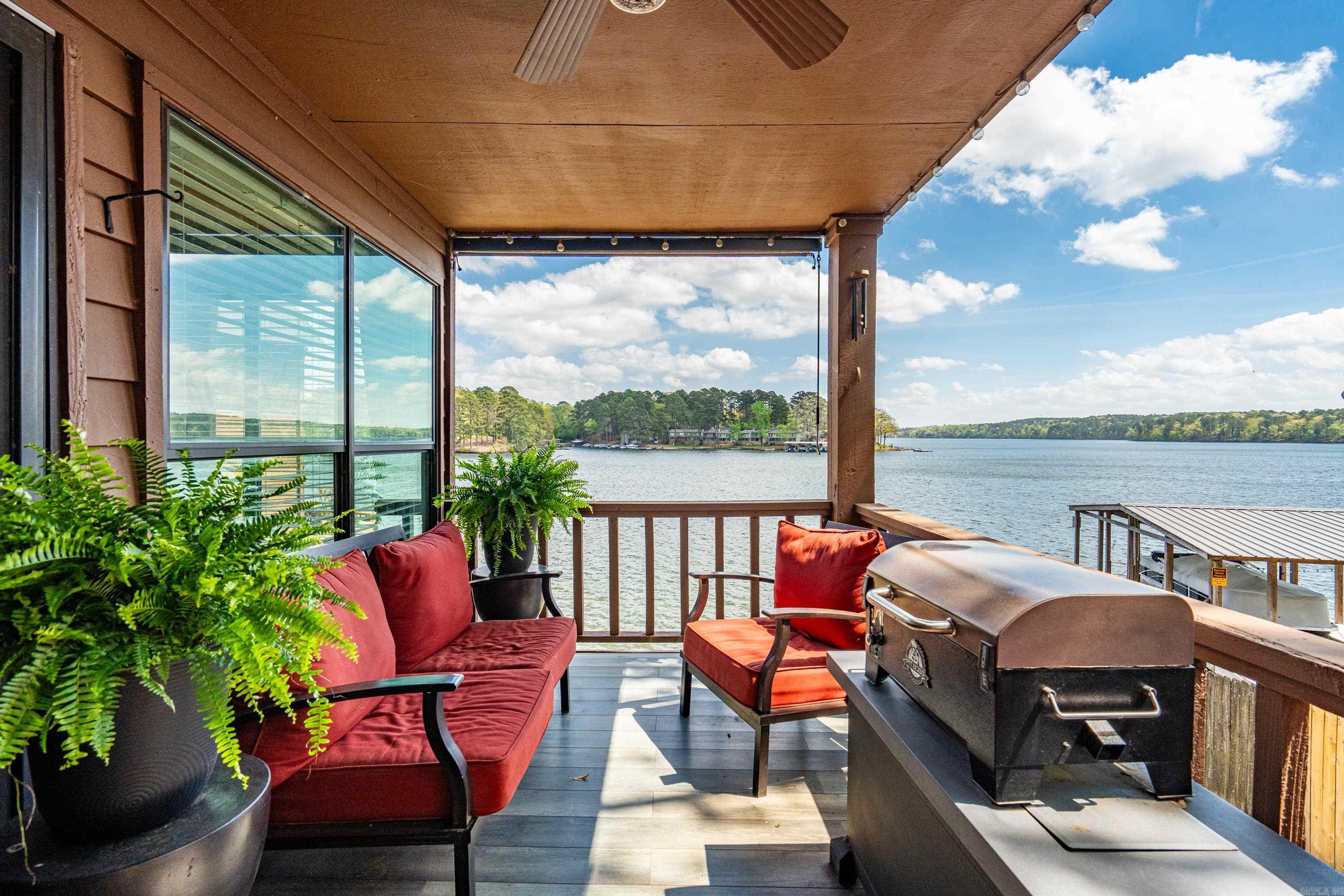 LAKE PORT HPR - Residential