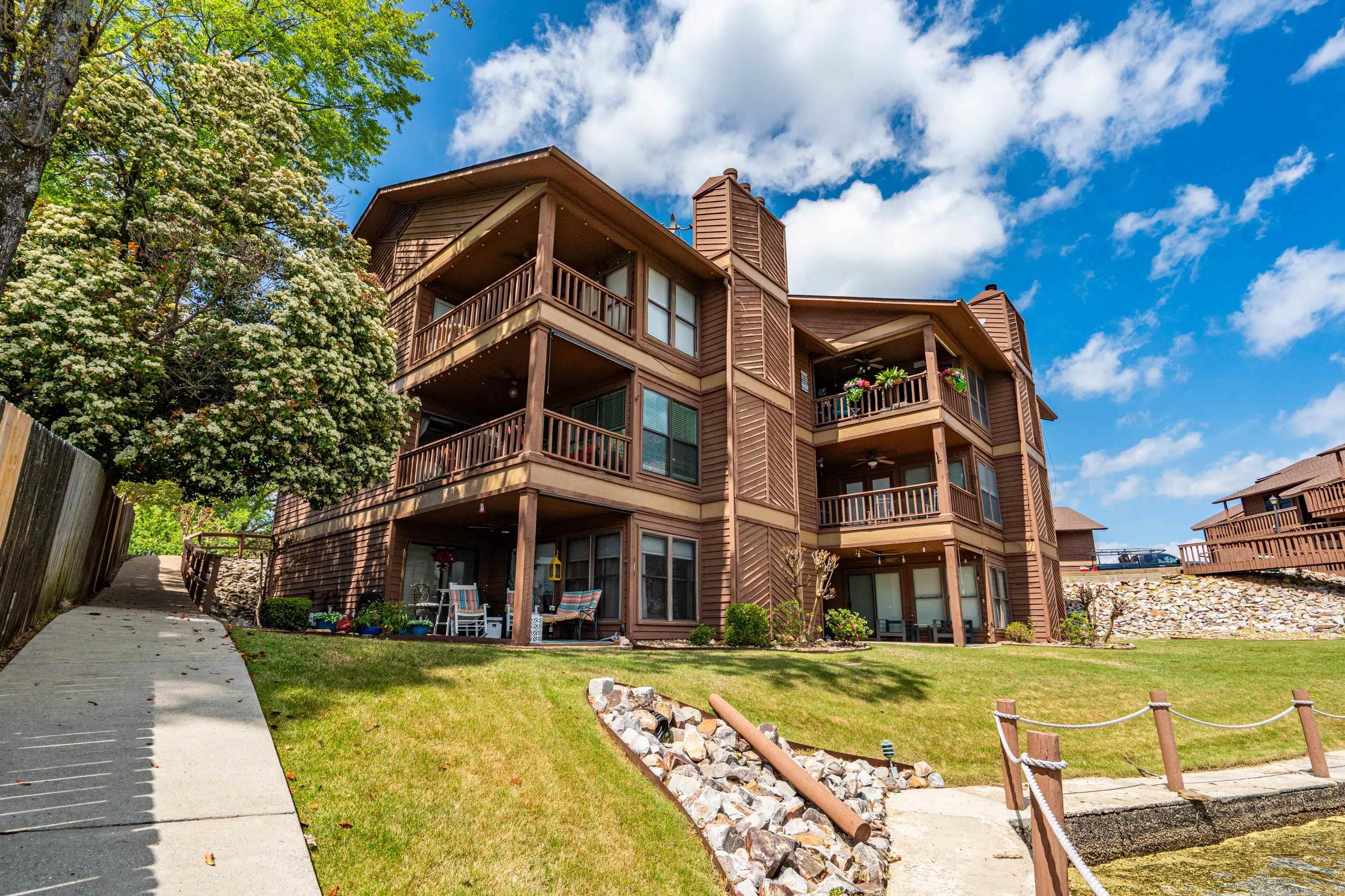 LAKE PORT HPR - Residential