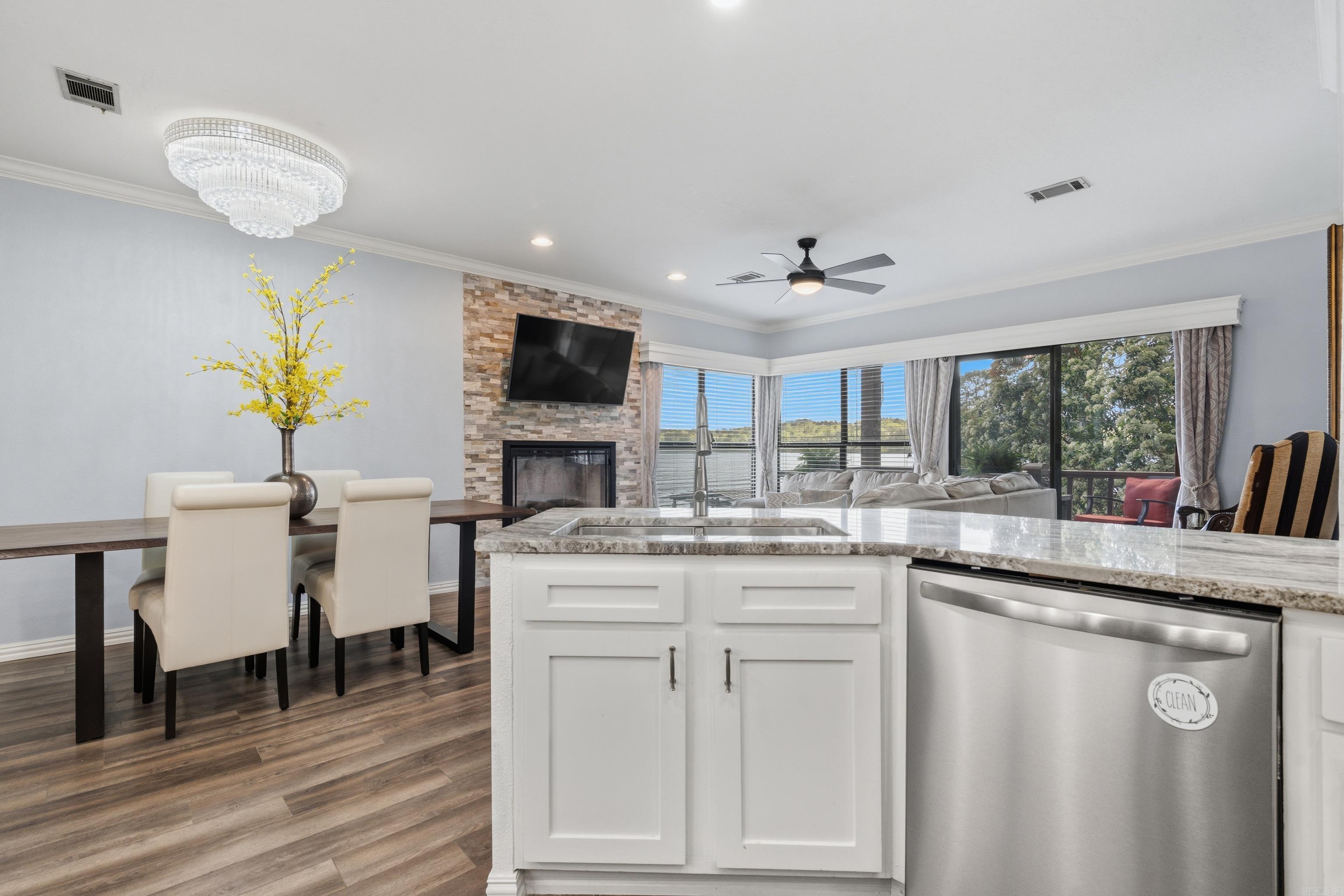 LAKE PORT HPR - Residential