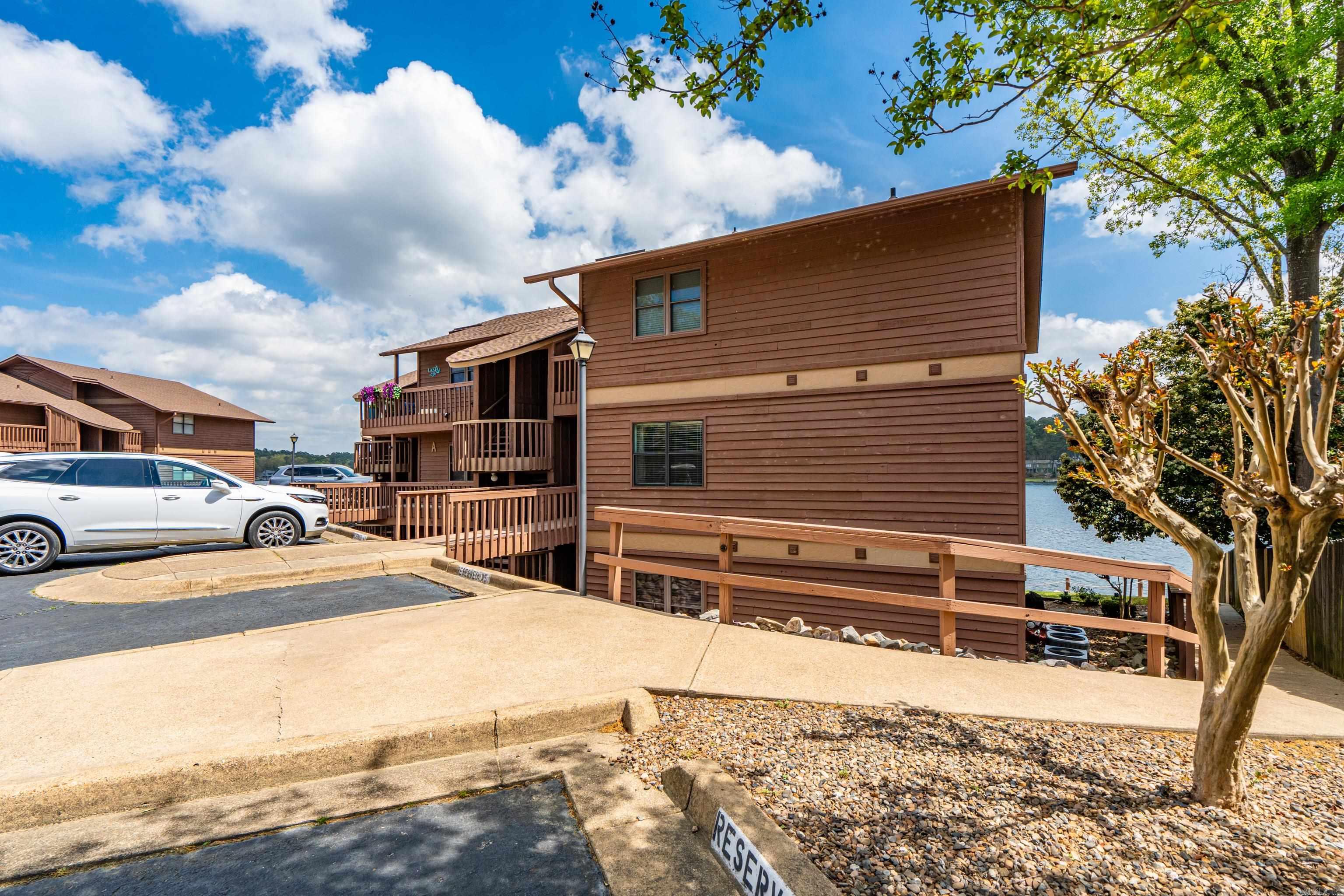 LAKE PORT HPR - Residential