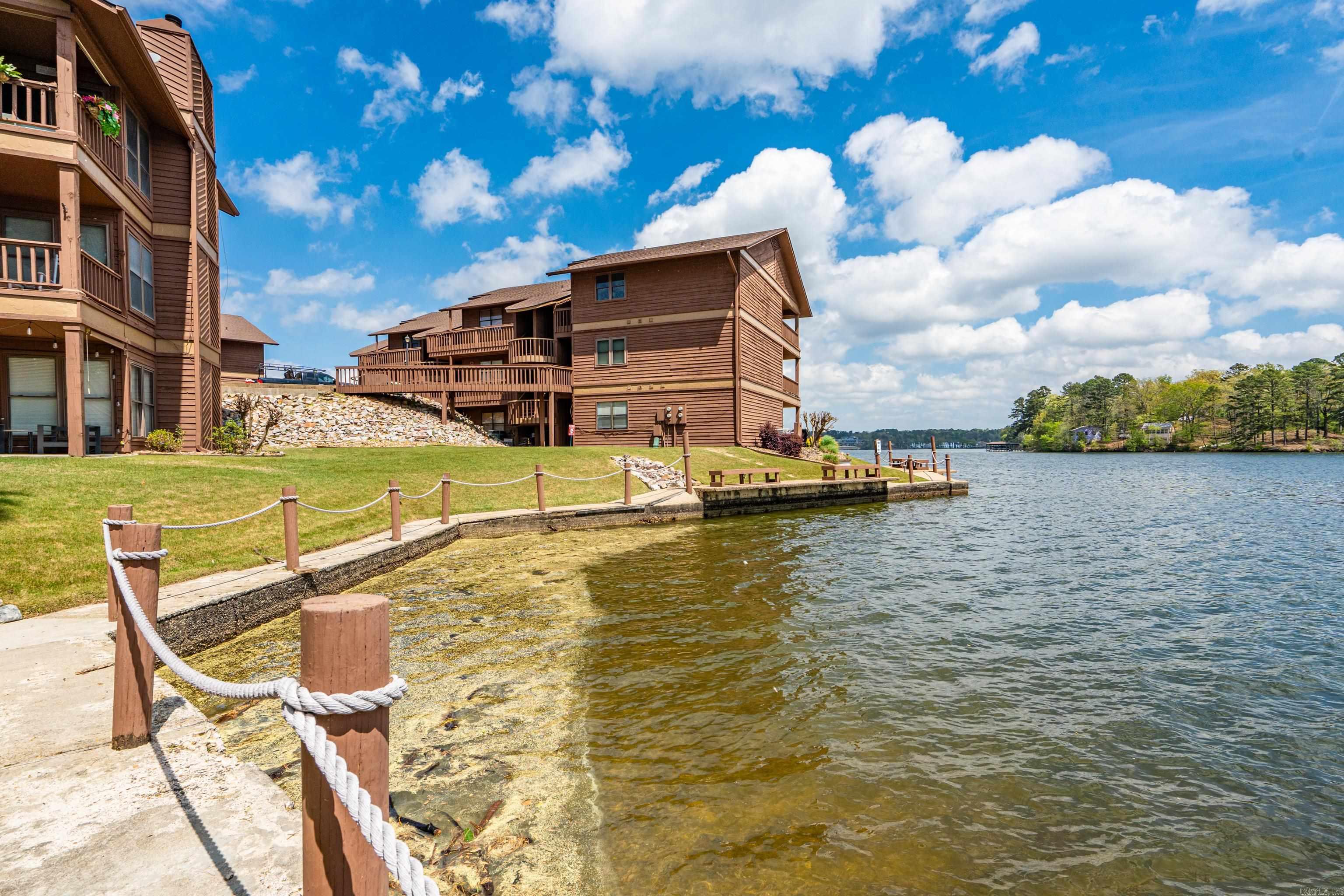 LAKE PORT HPR - Residential