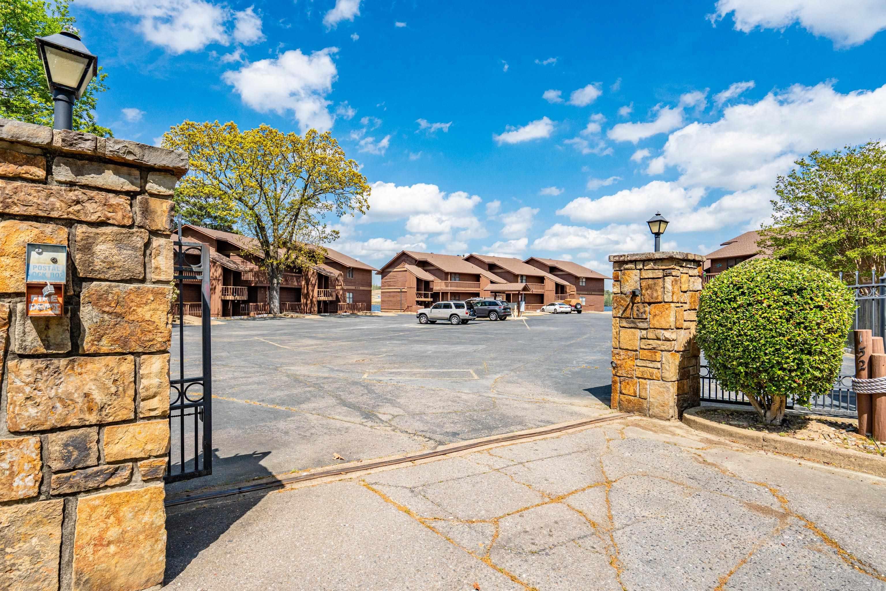 LAKE PORT HPR - Residential