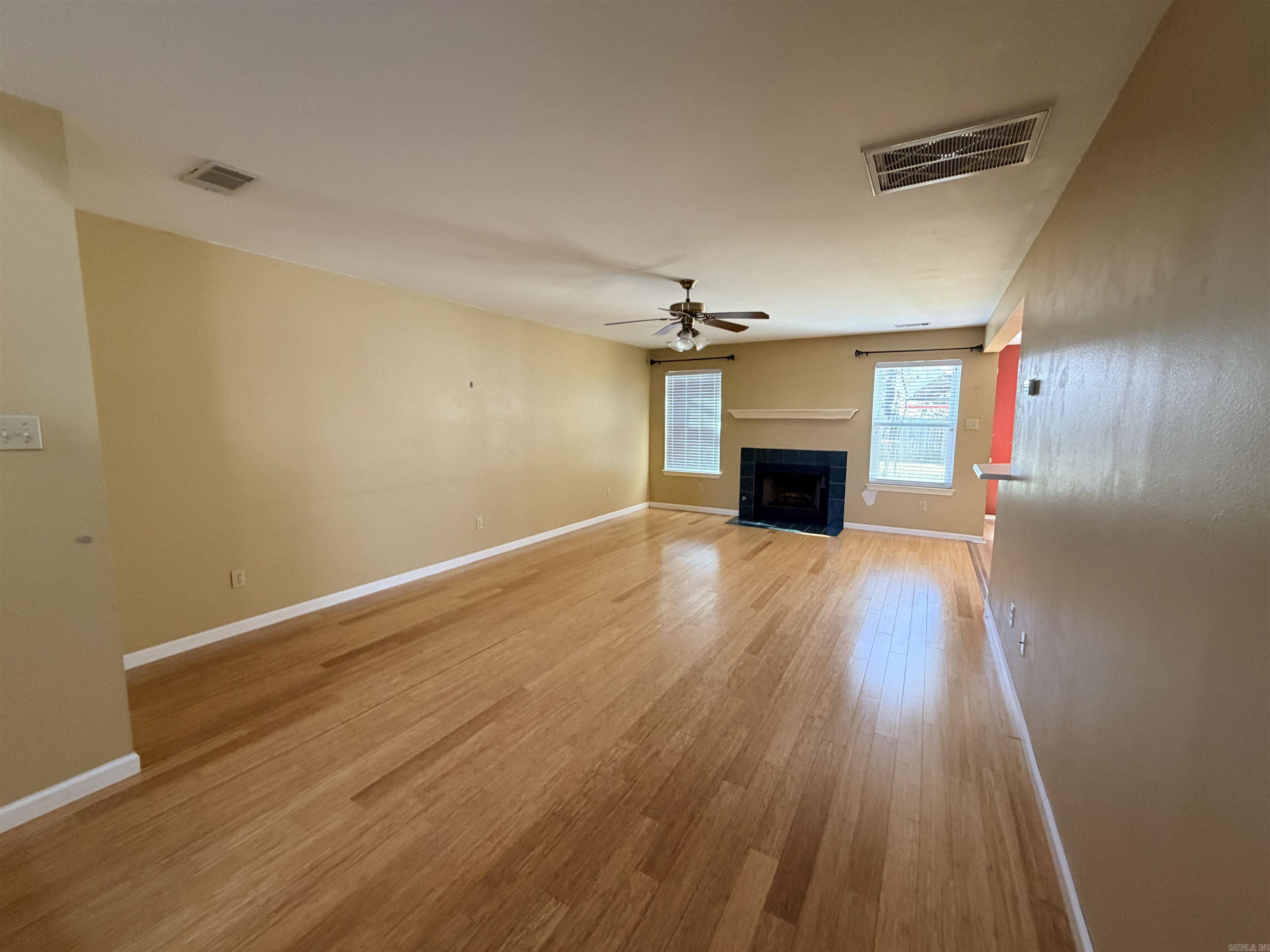 WEST GLEN - Residential