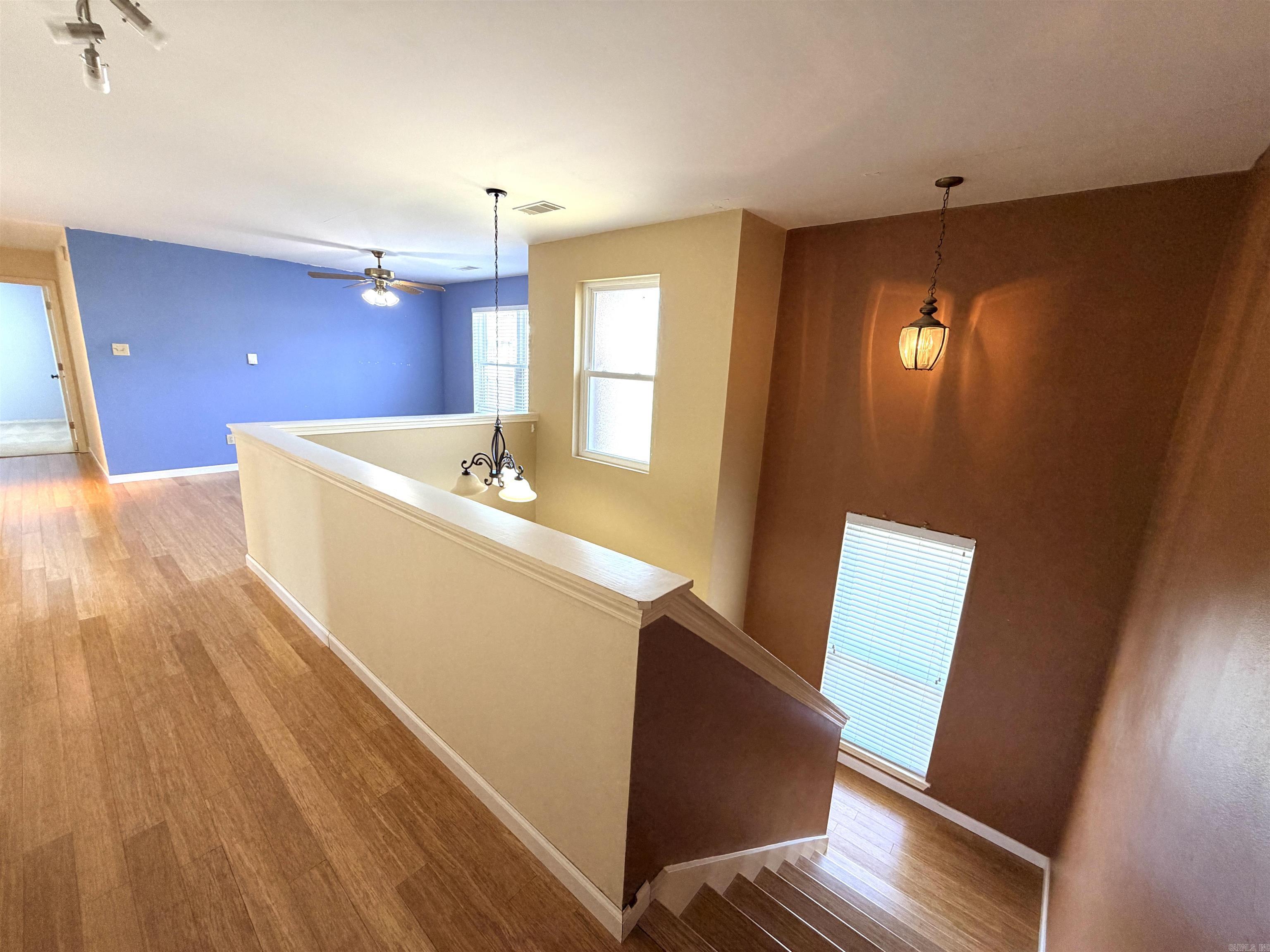 WEST GLEN - Residential