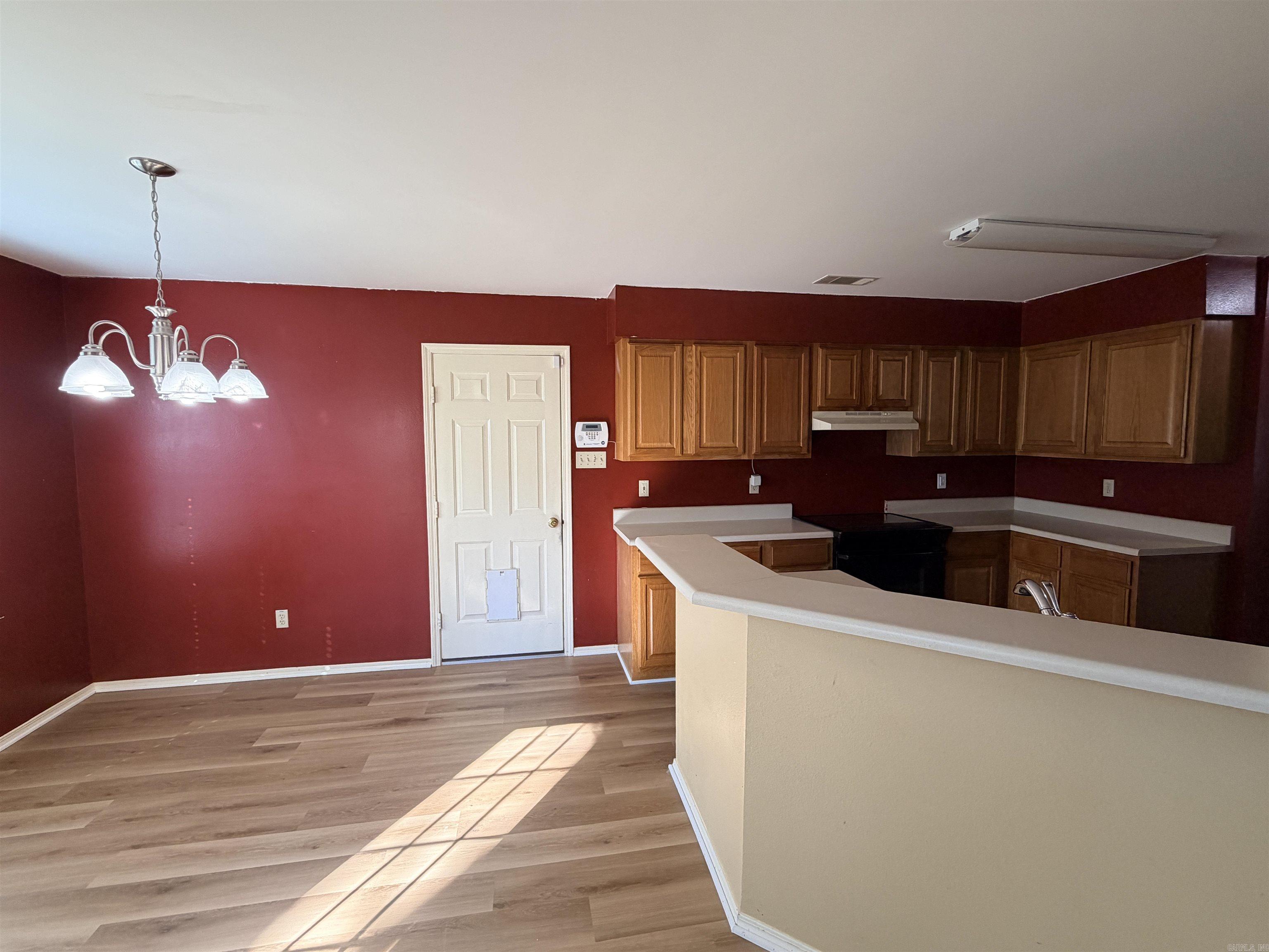 WEST GLEN - Residential