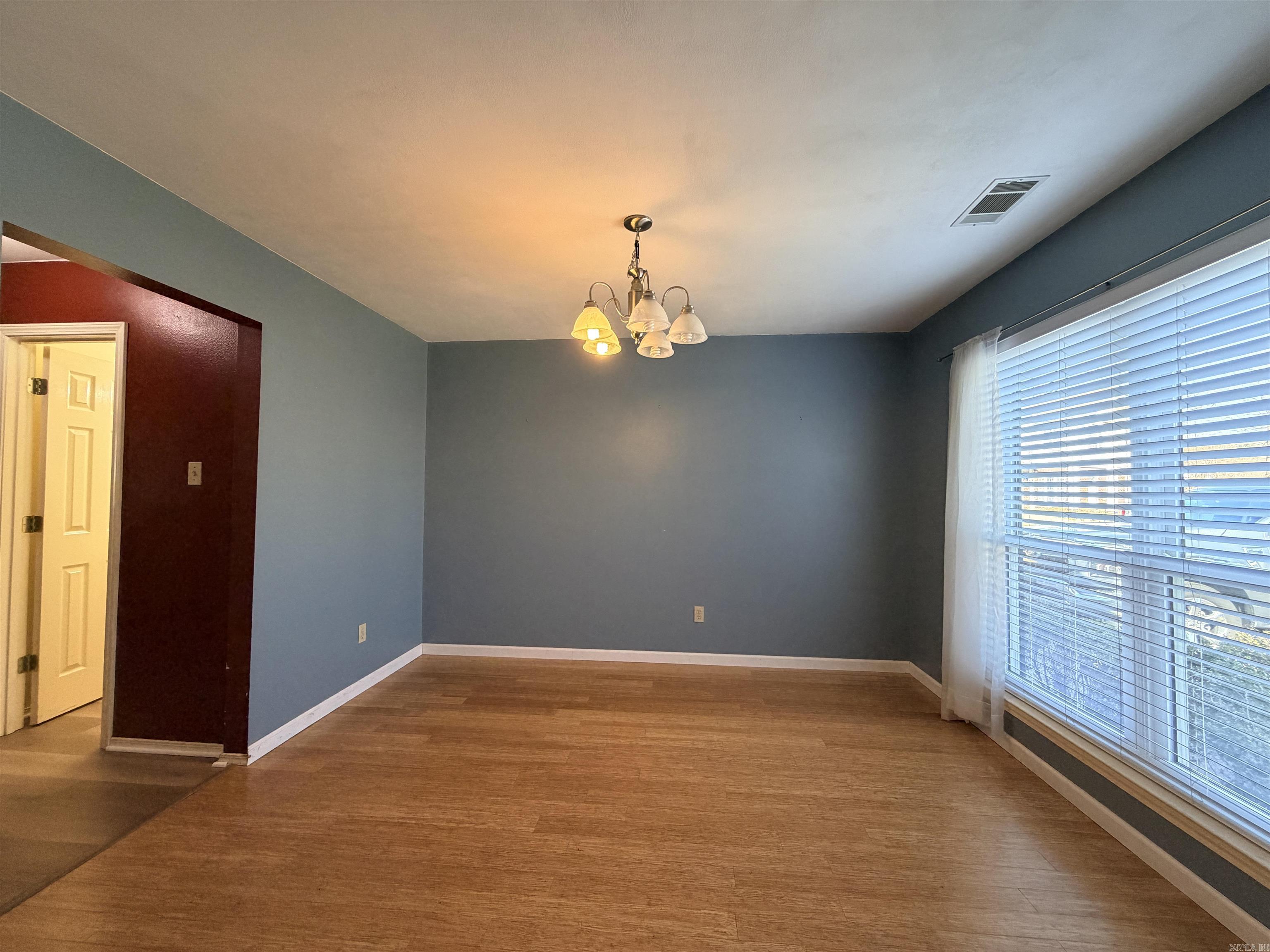 WEST GLEN - Residential