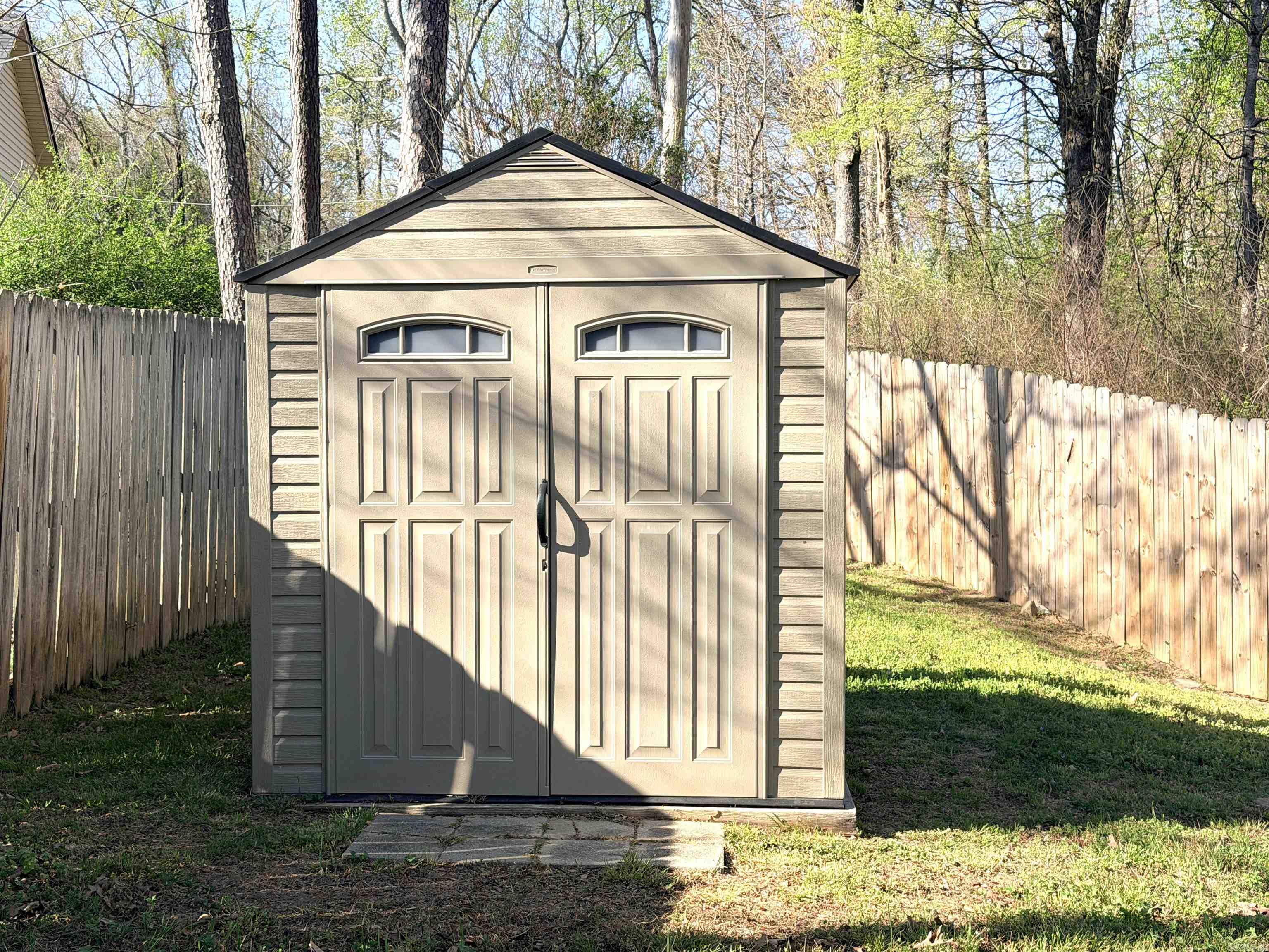 WEST GLEN - Residential