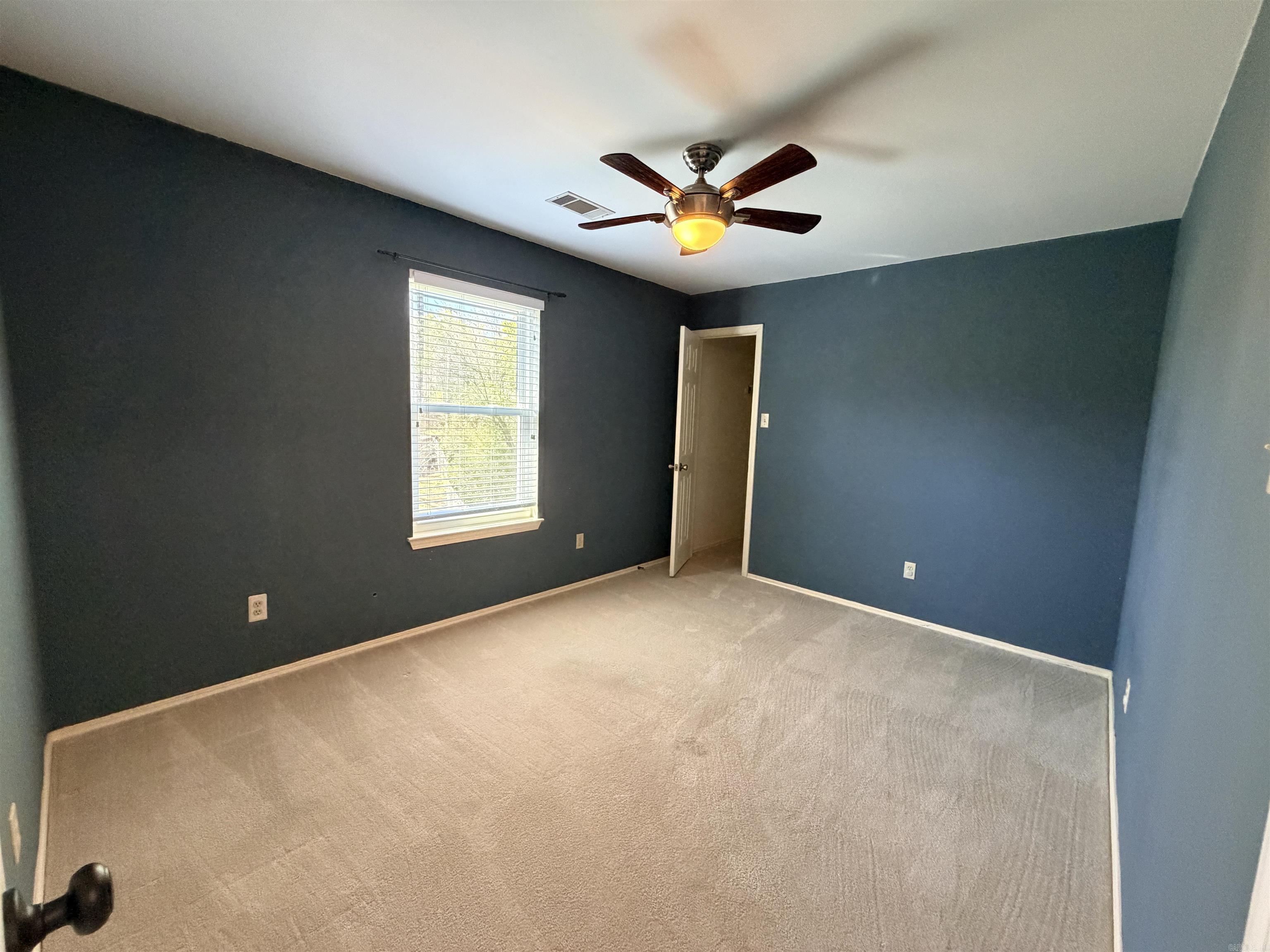 WEST GLEN - Residential