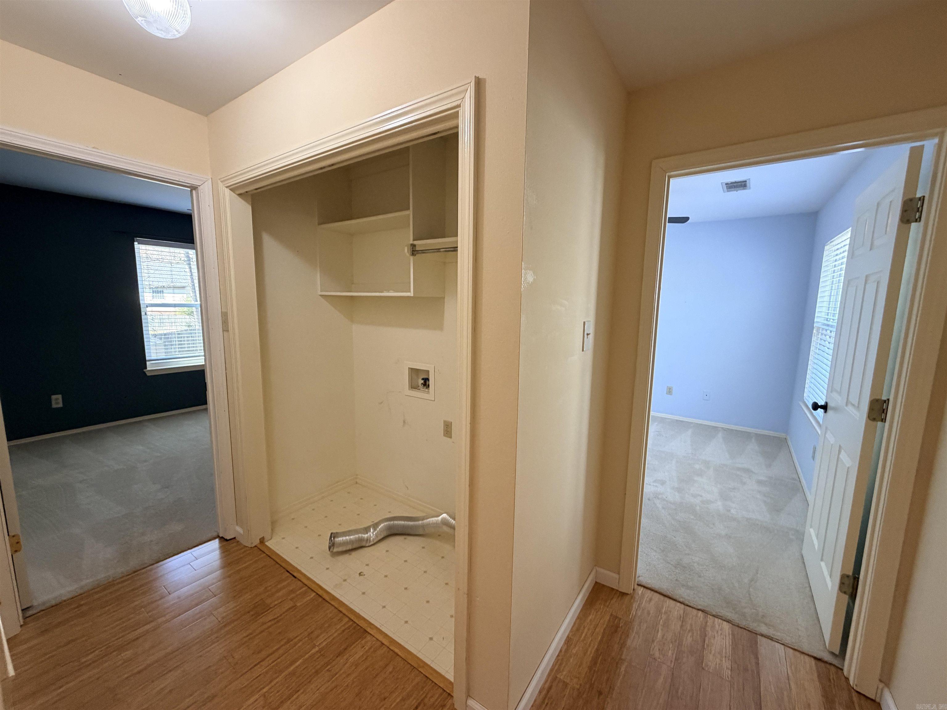 WEST GLEN - Residential