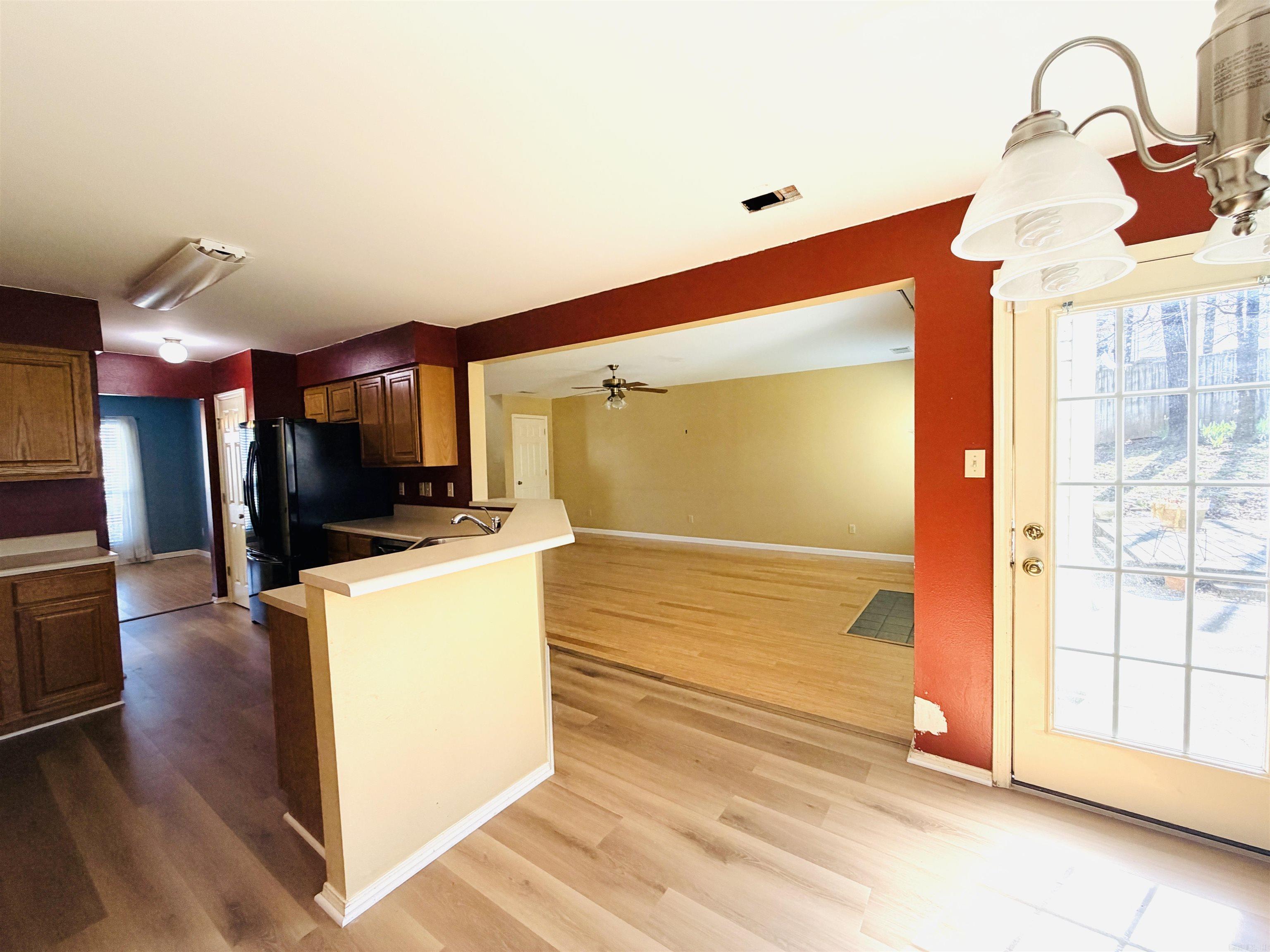 WEST GLEN - Residential