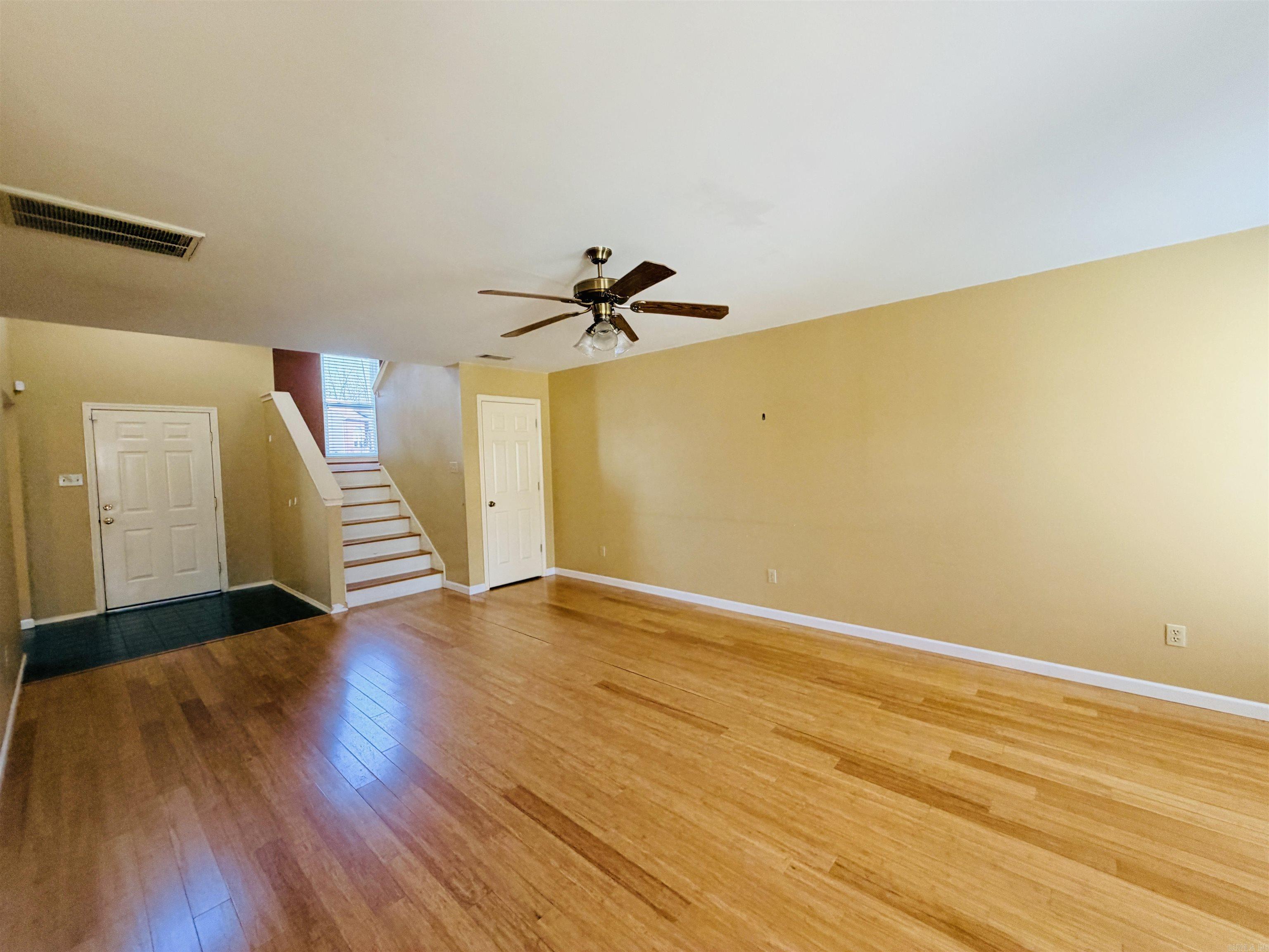 WEST GLEN - Residential