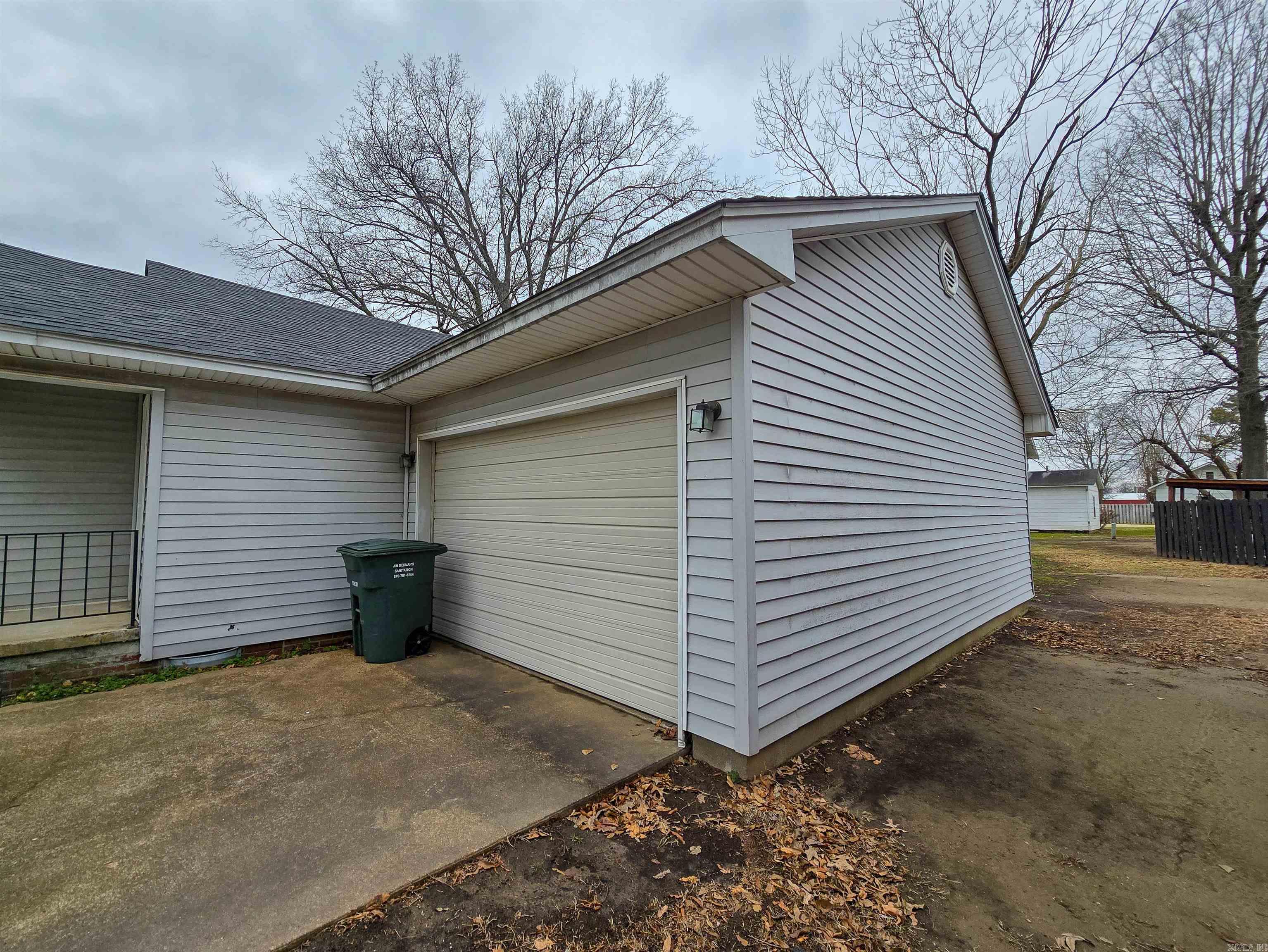 MAGGIE RITTER 1ST - Residential