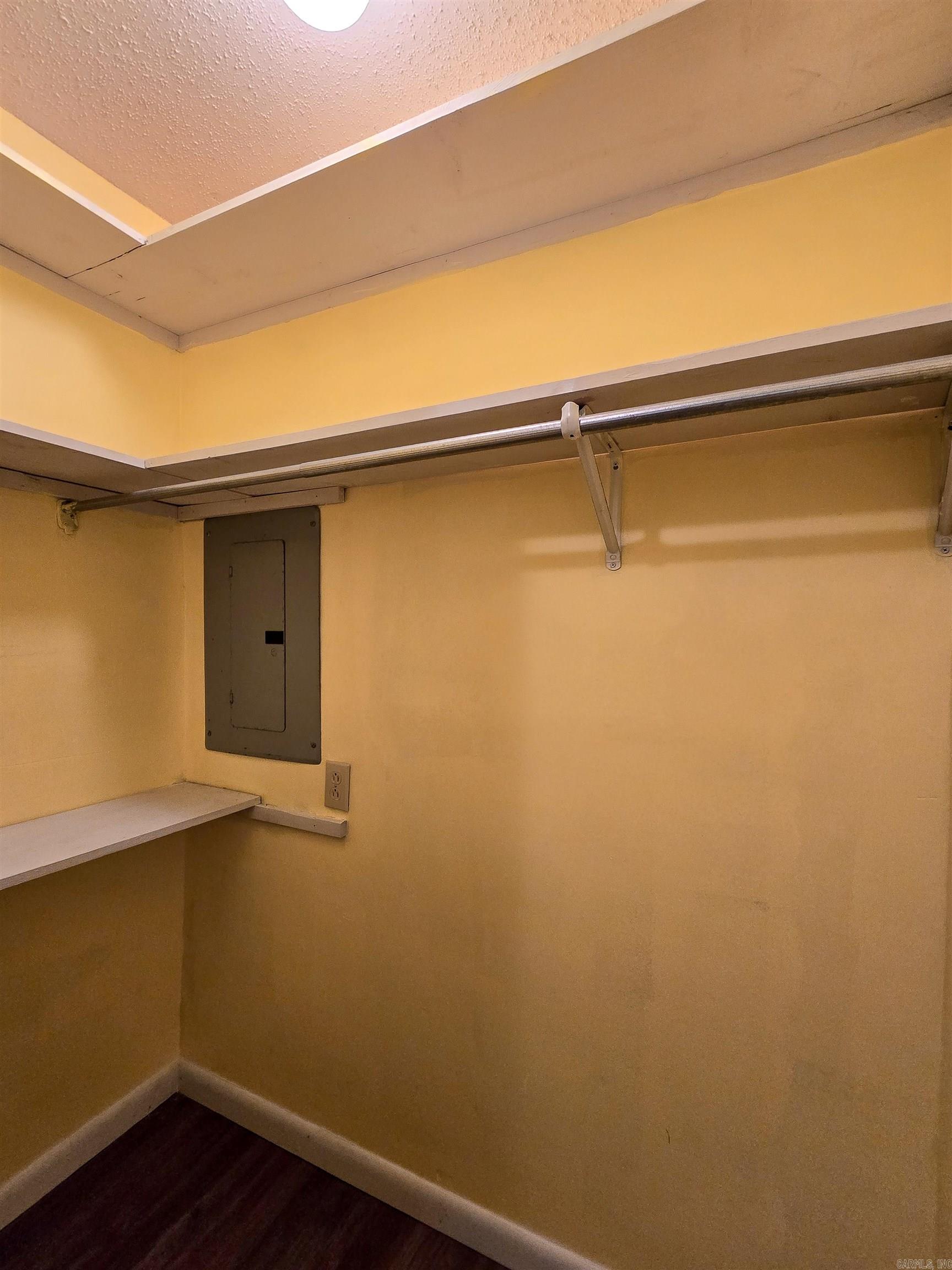 MAGGIE RITTER 1ST - Residential