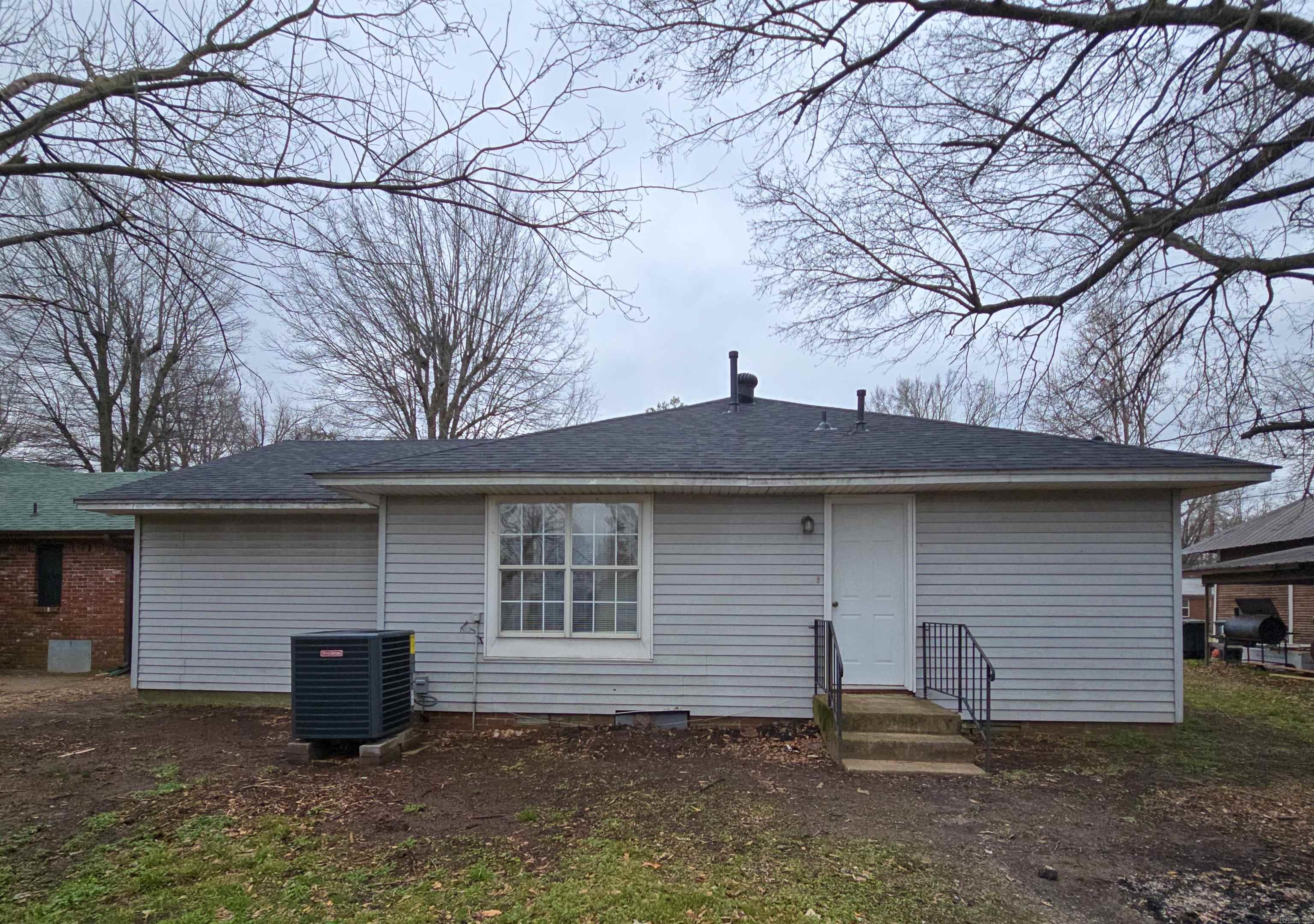 MAGGIE RITTER 1ST - Residential