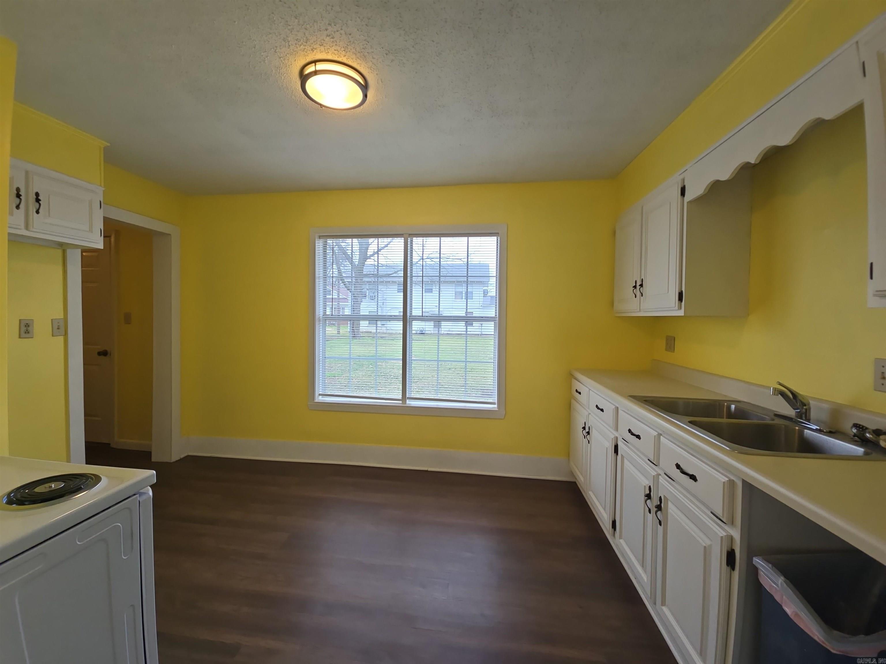 MAGGIE RITTER 1ST - Residential