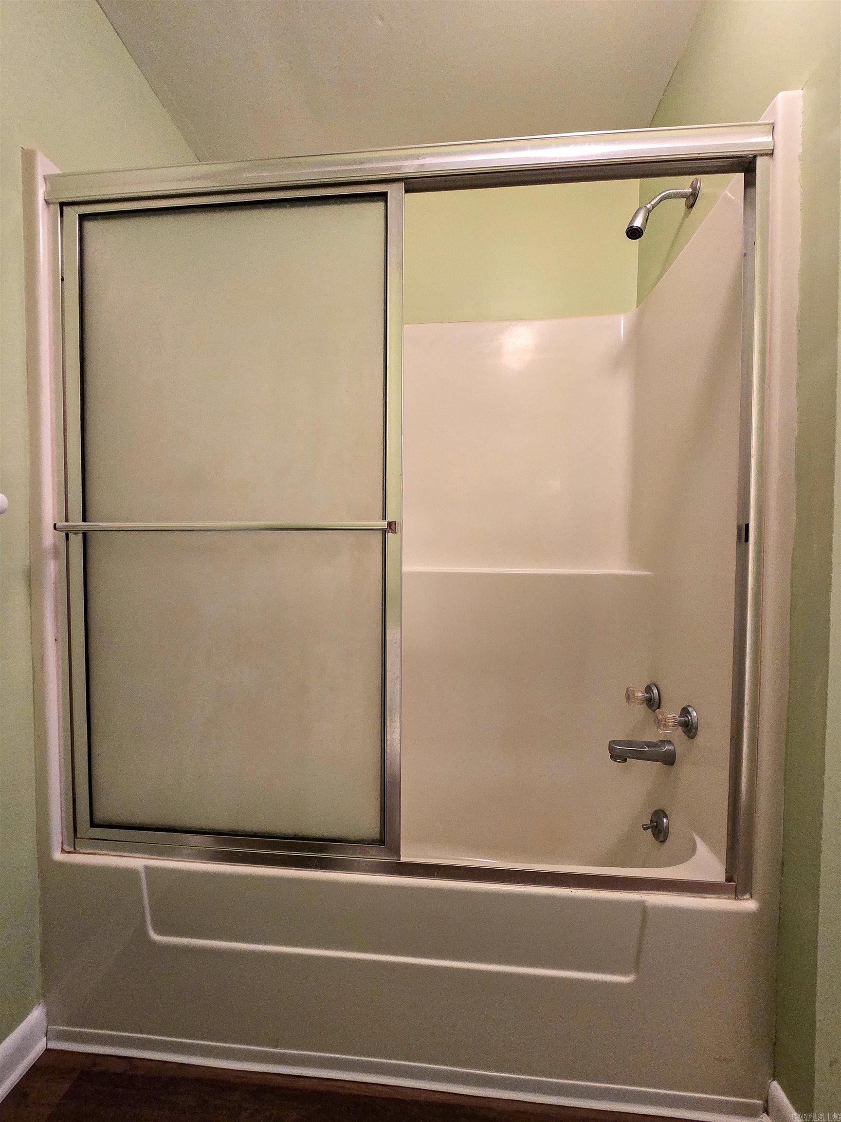 MAGGIE RITTER 1ST - Residential