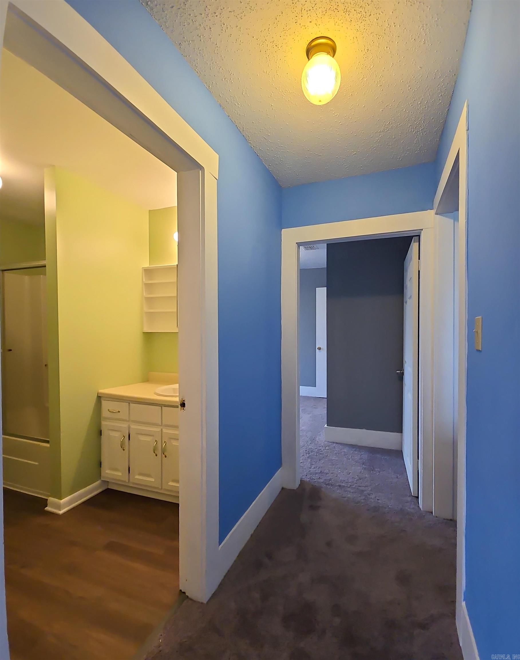 MAGGIE RITTER 1ST - Residential