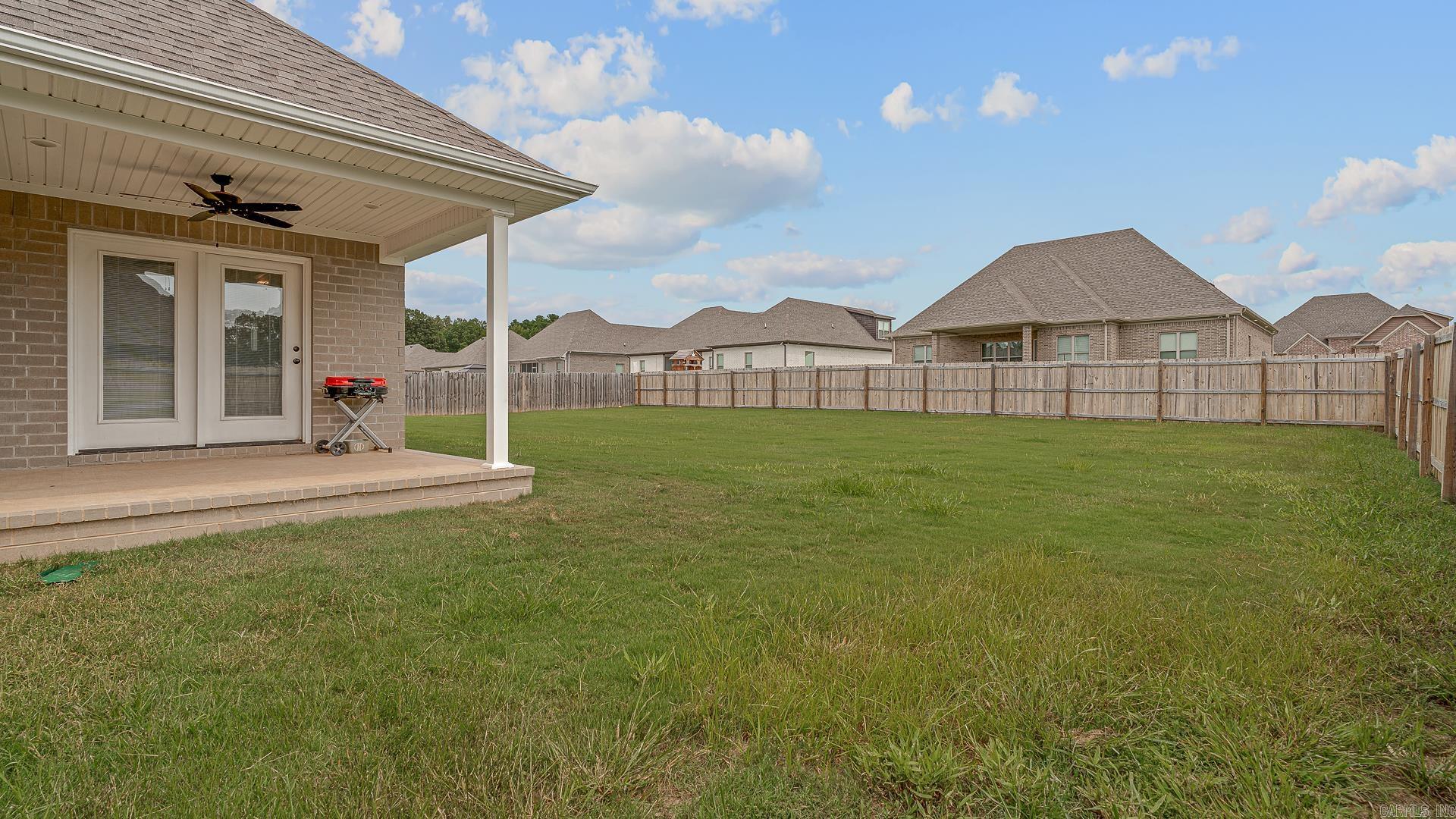 GATLIN CROSSING AT WHISPERING HI - Residential