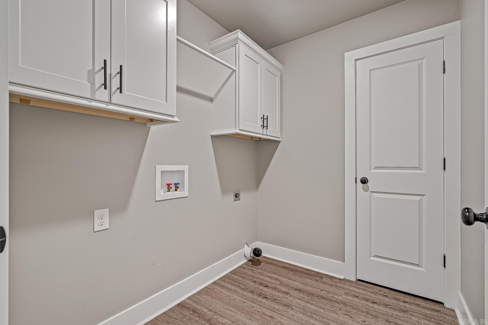 GATLIN CROSSING AT WHISPERING HI - Residential