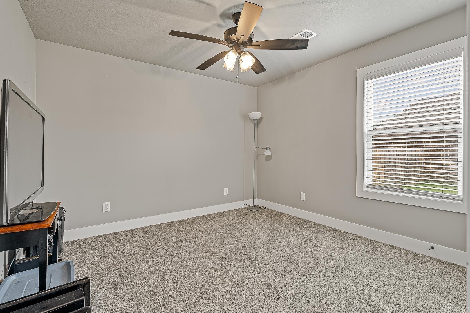 GATLIN CROSSING AT WHISPERING HI - Residential