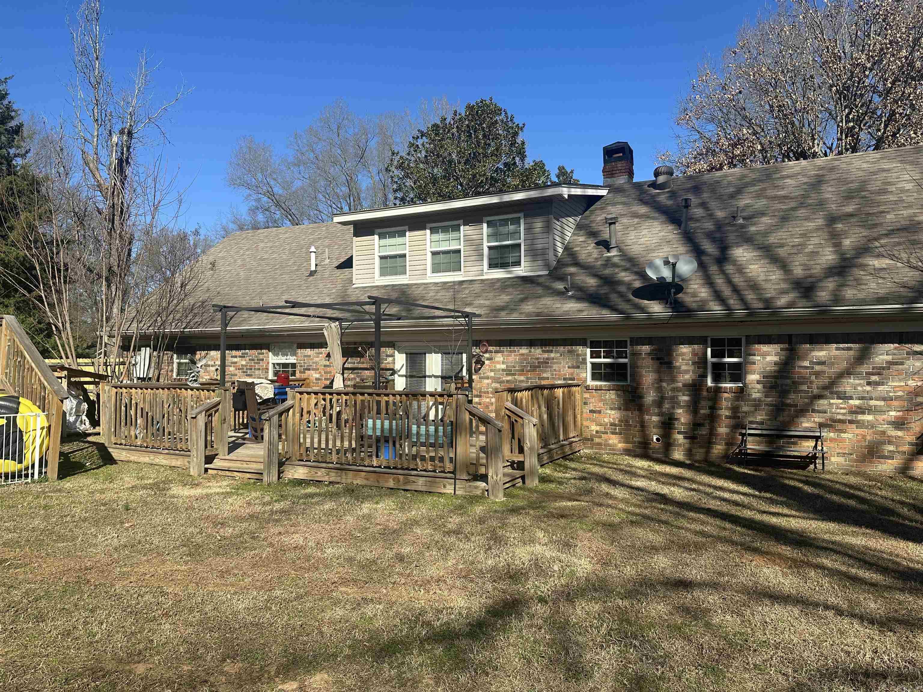 FOXWOOD J - Residential