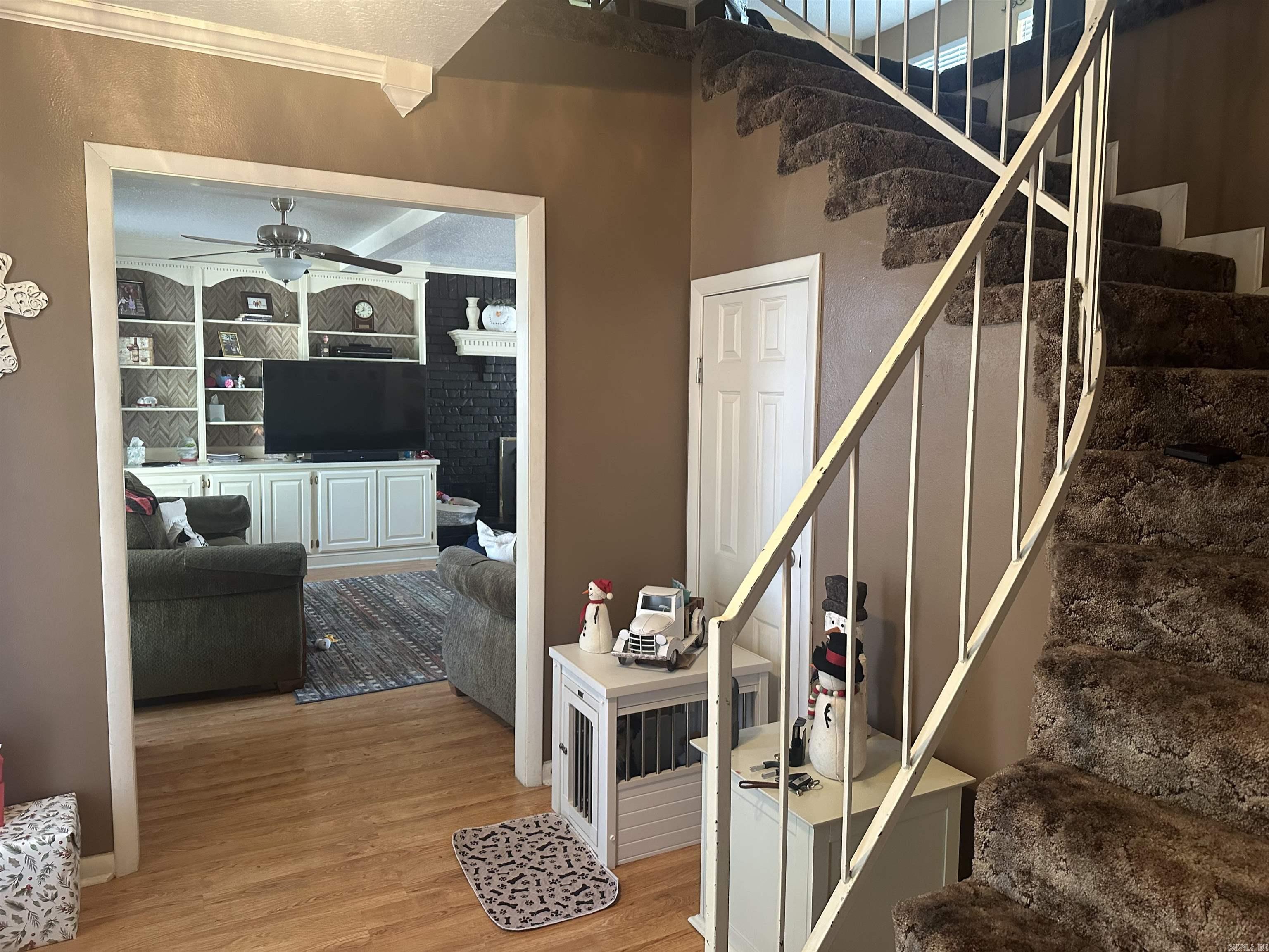 FOXWOOD J - Residential