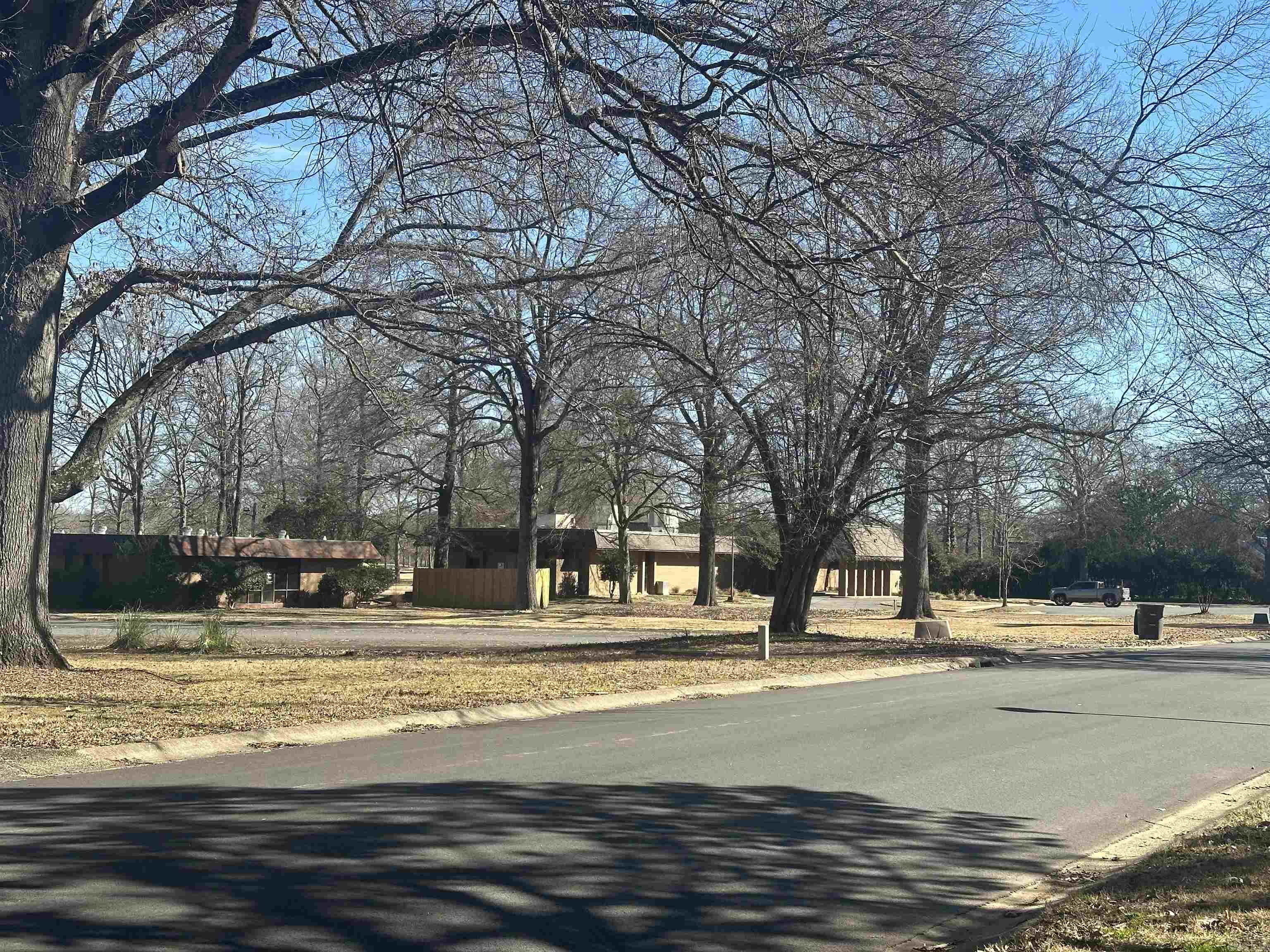 FOXWOOD J - Residential