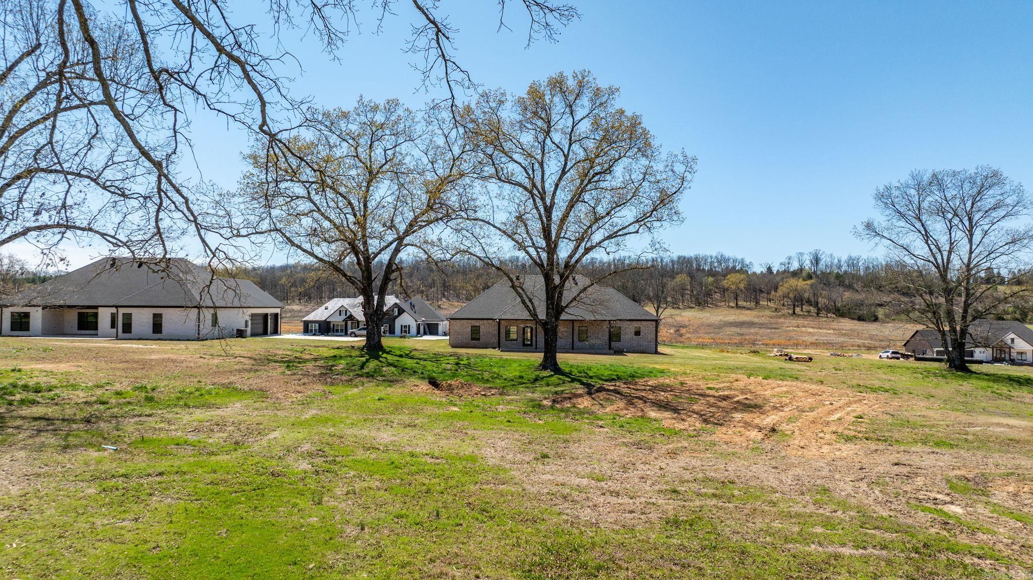 REPUBLICAN VALLEY ESTATES - Residential