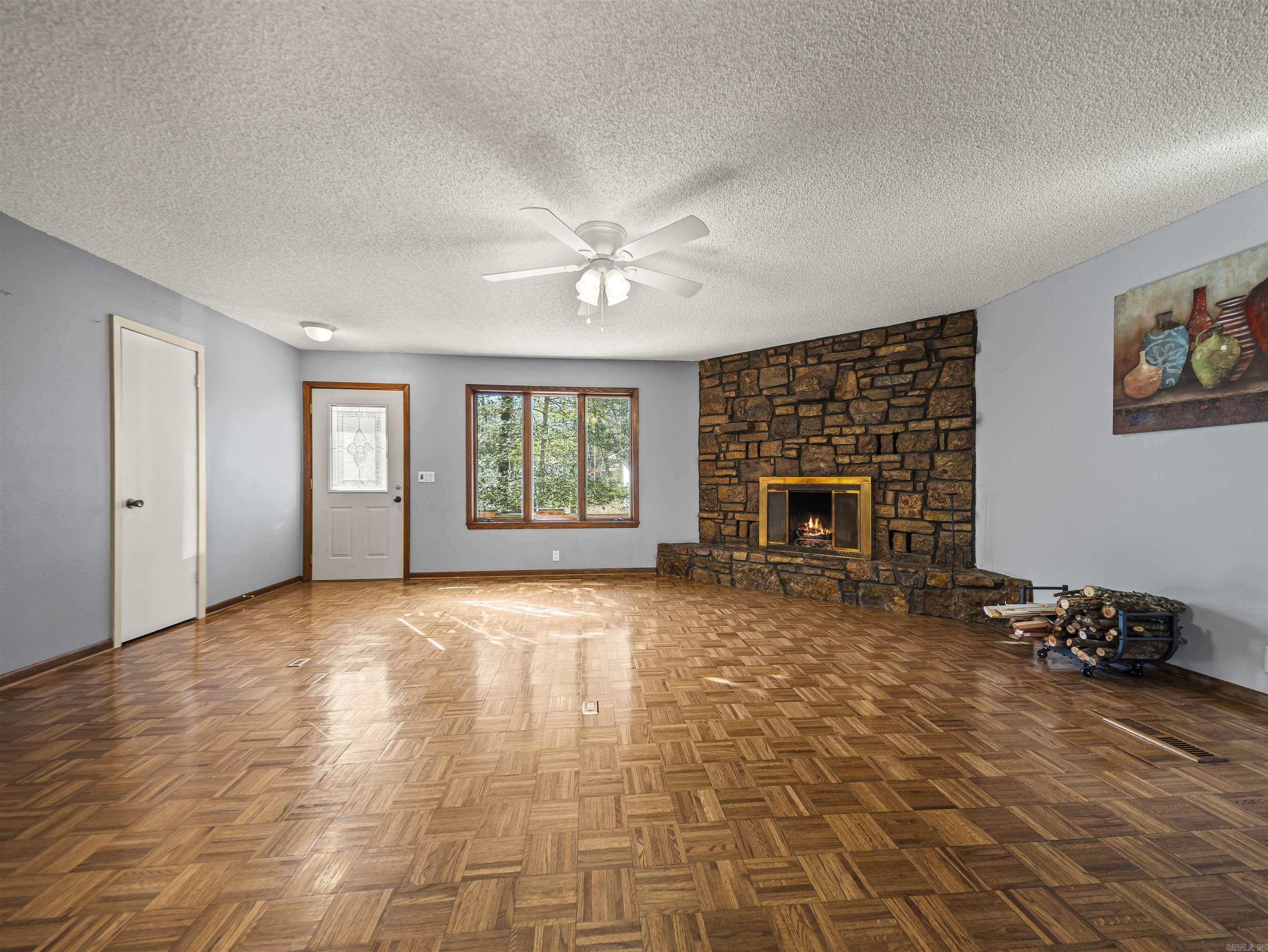 Gerona - Residential