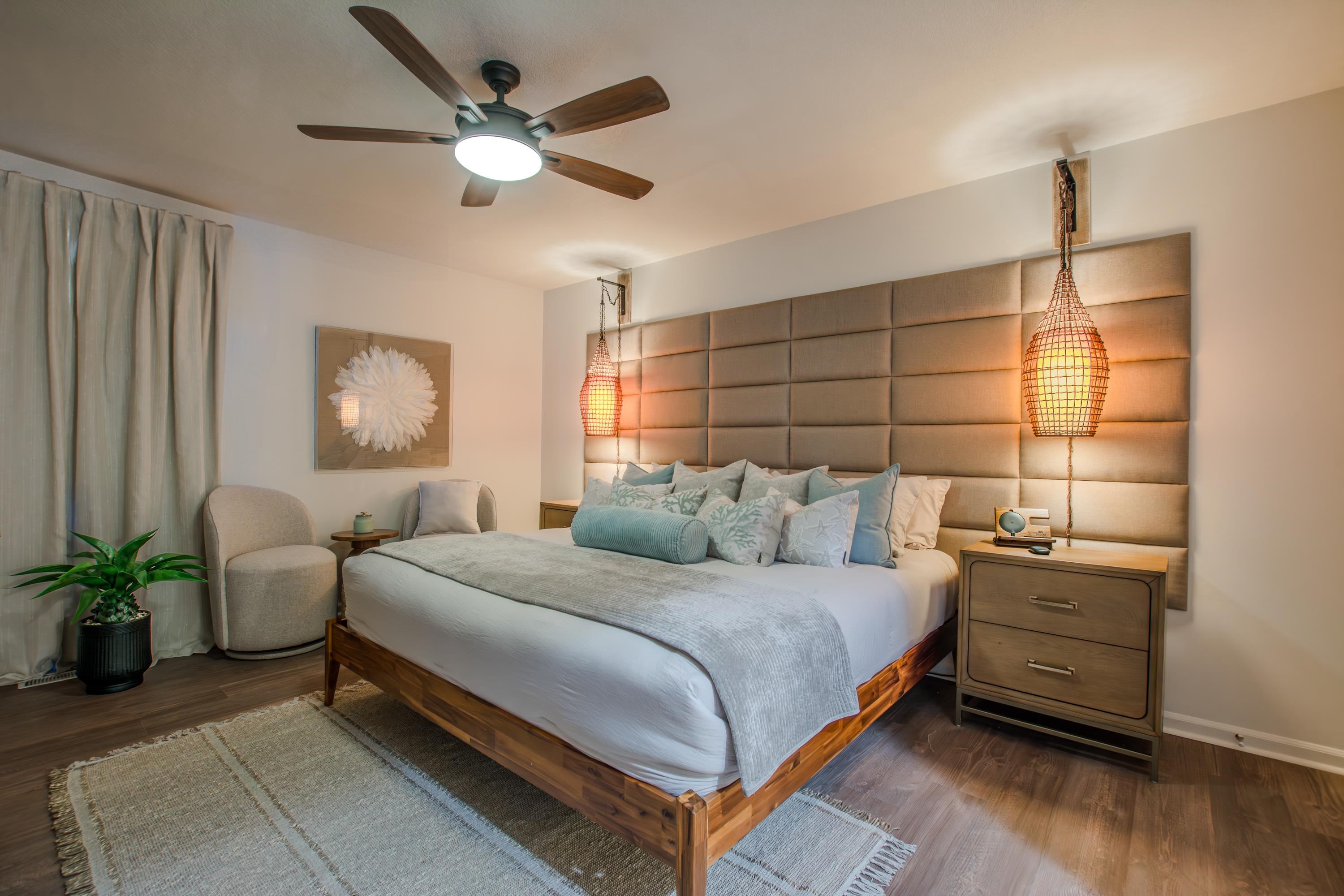 WOODLAND HILLS TO LR - Residential