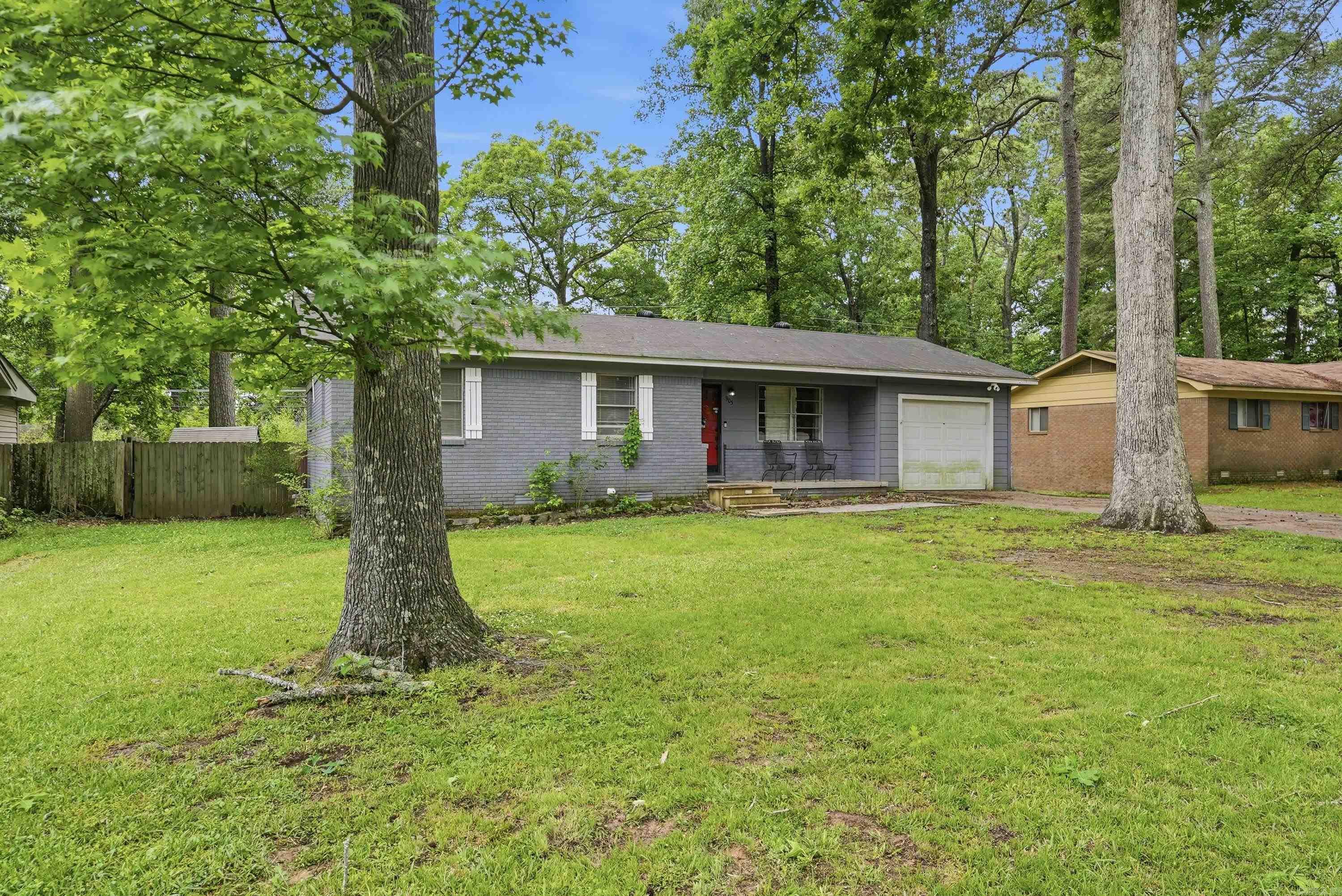 JAXON TERRACE - Residential