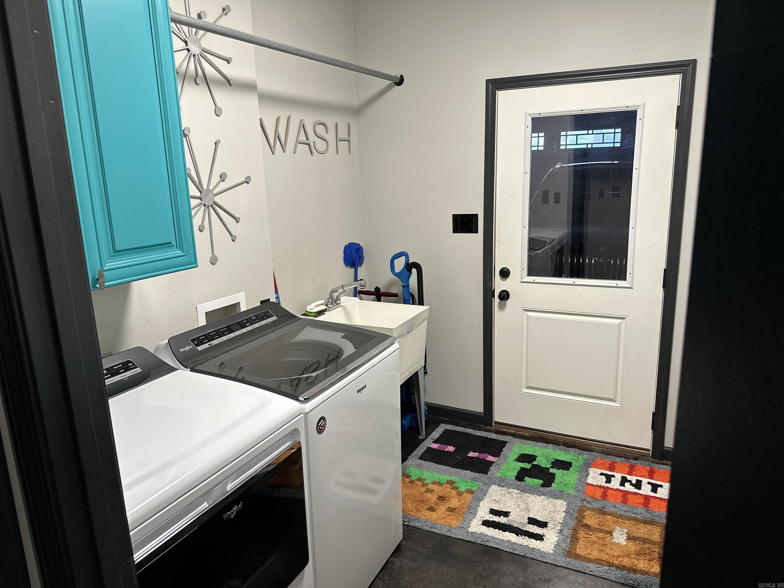 Rolling Hills East - Residential