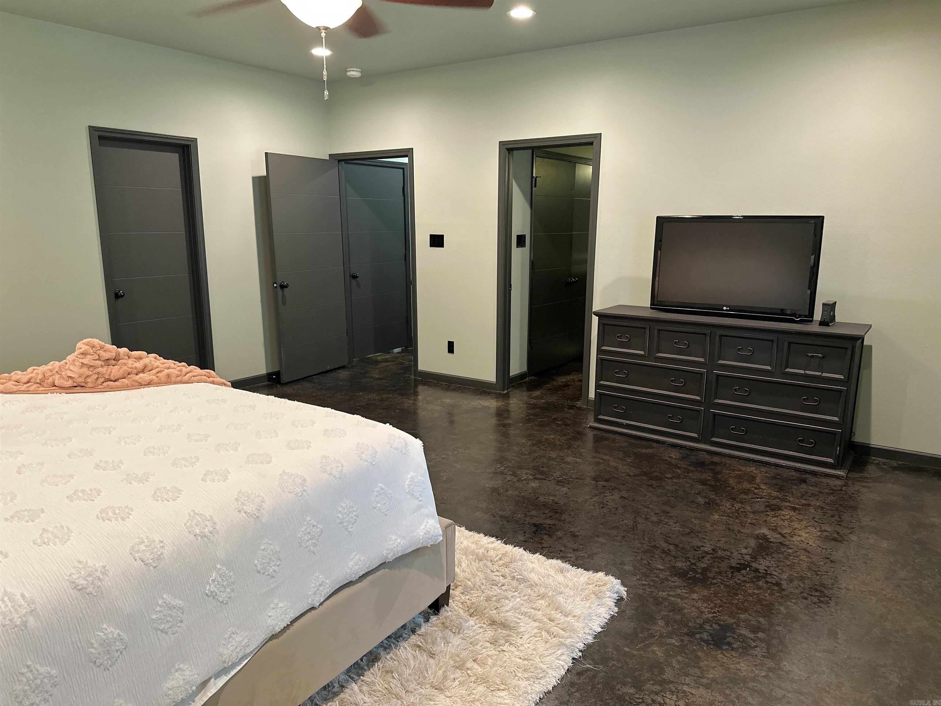 Rolling Hills East - Residential