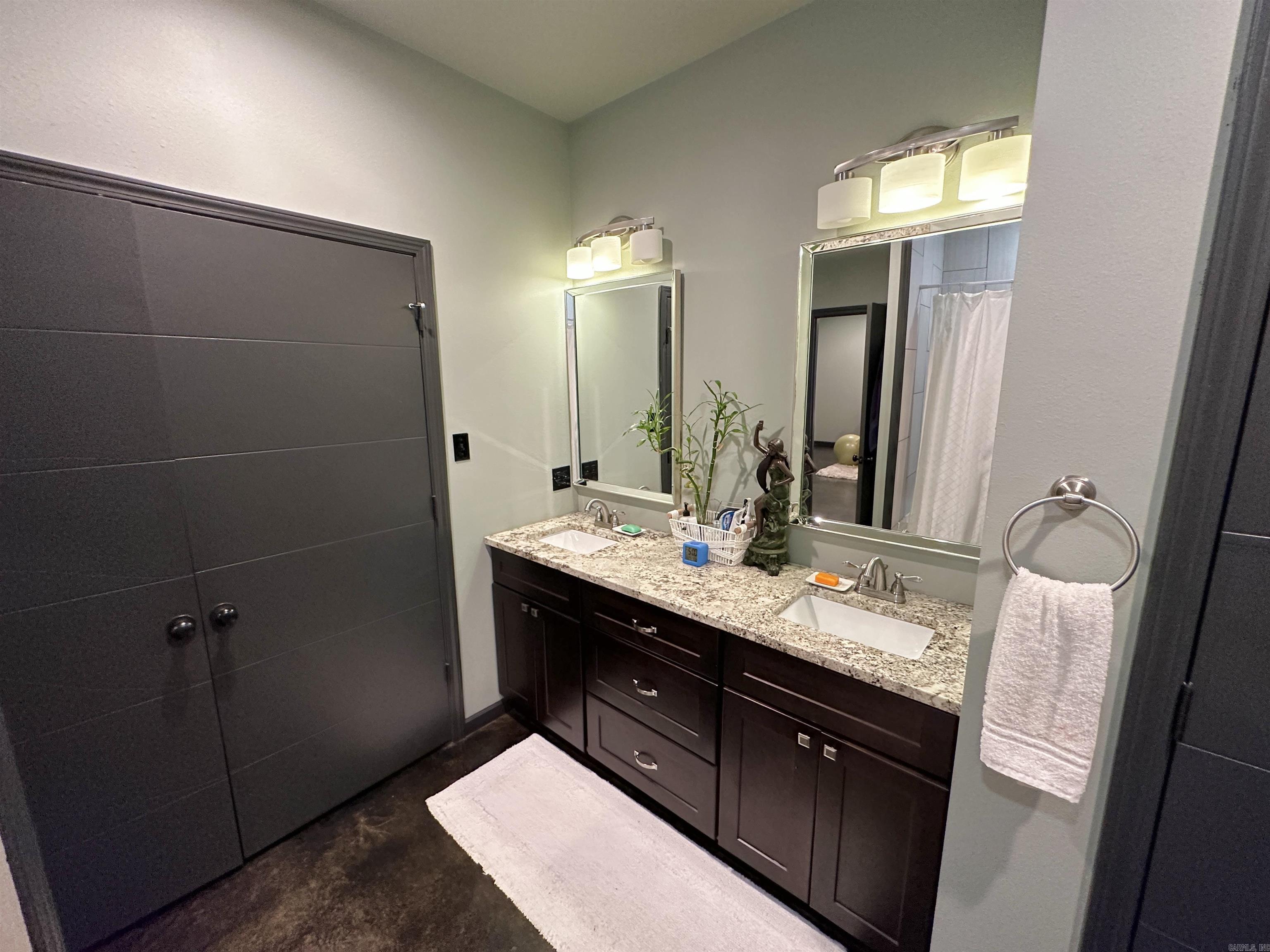 Rolling Hills East - Residential