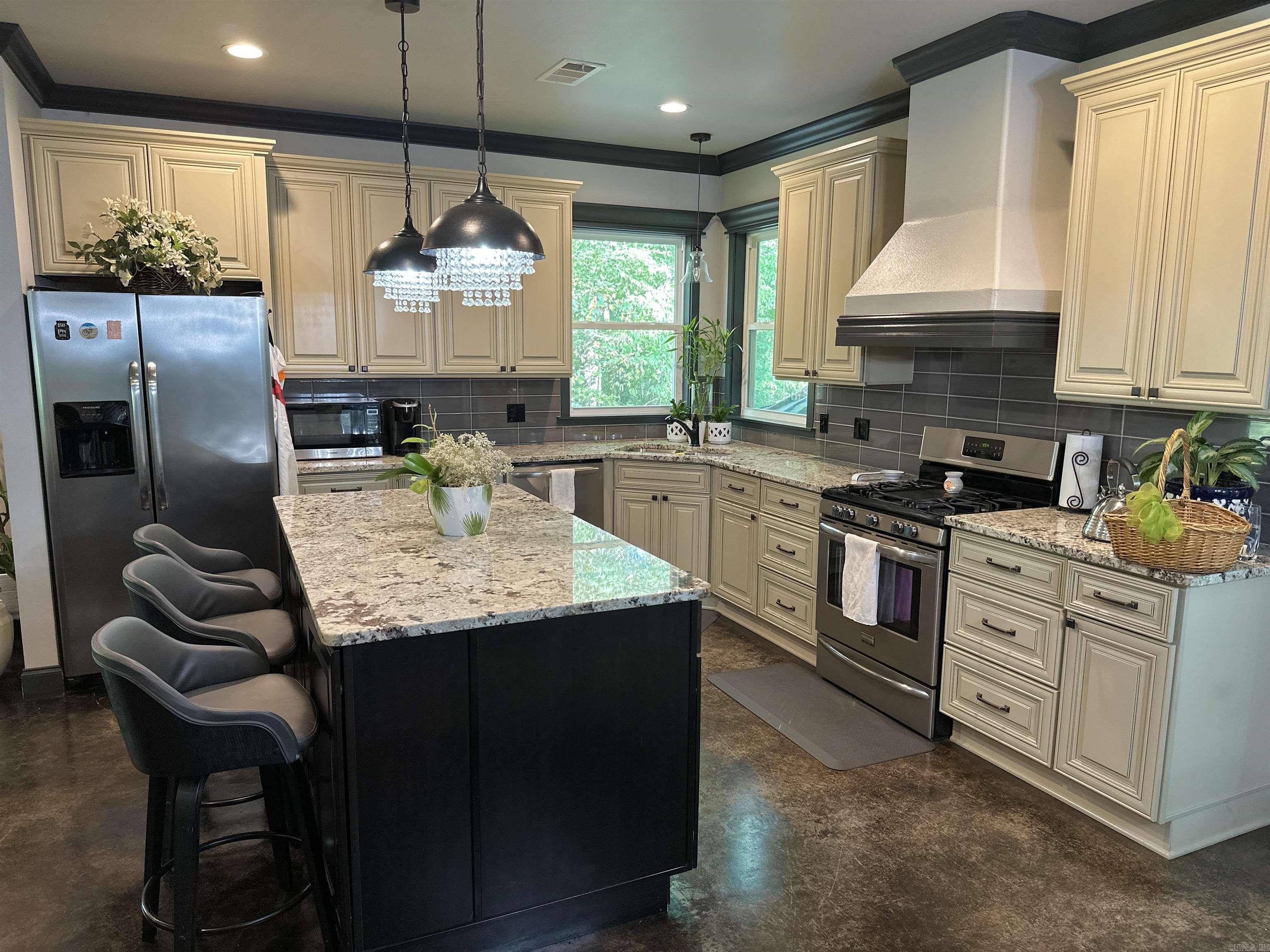 Rolling Hills East - Residential