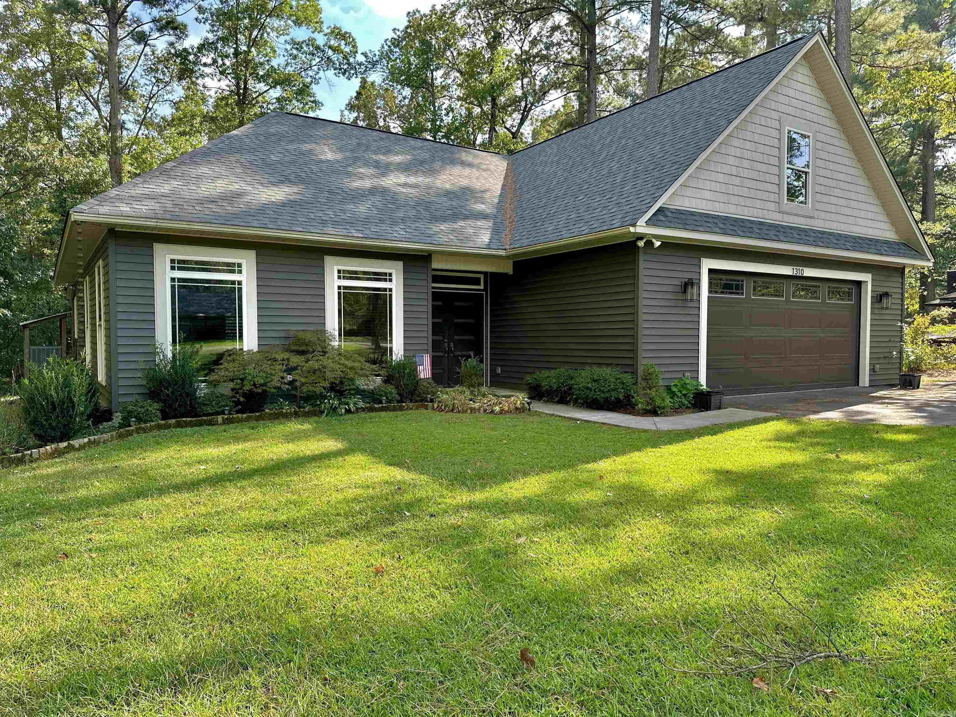 Rolling Hills East - Residential