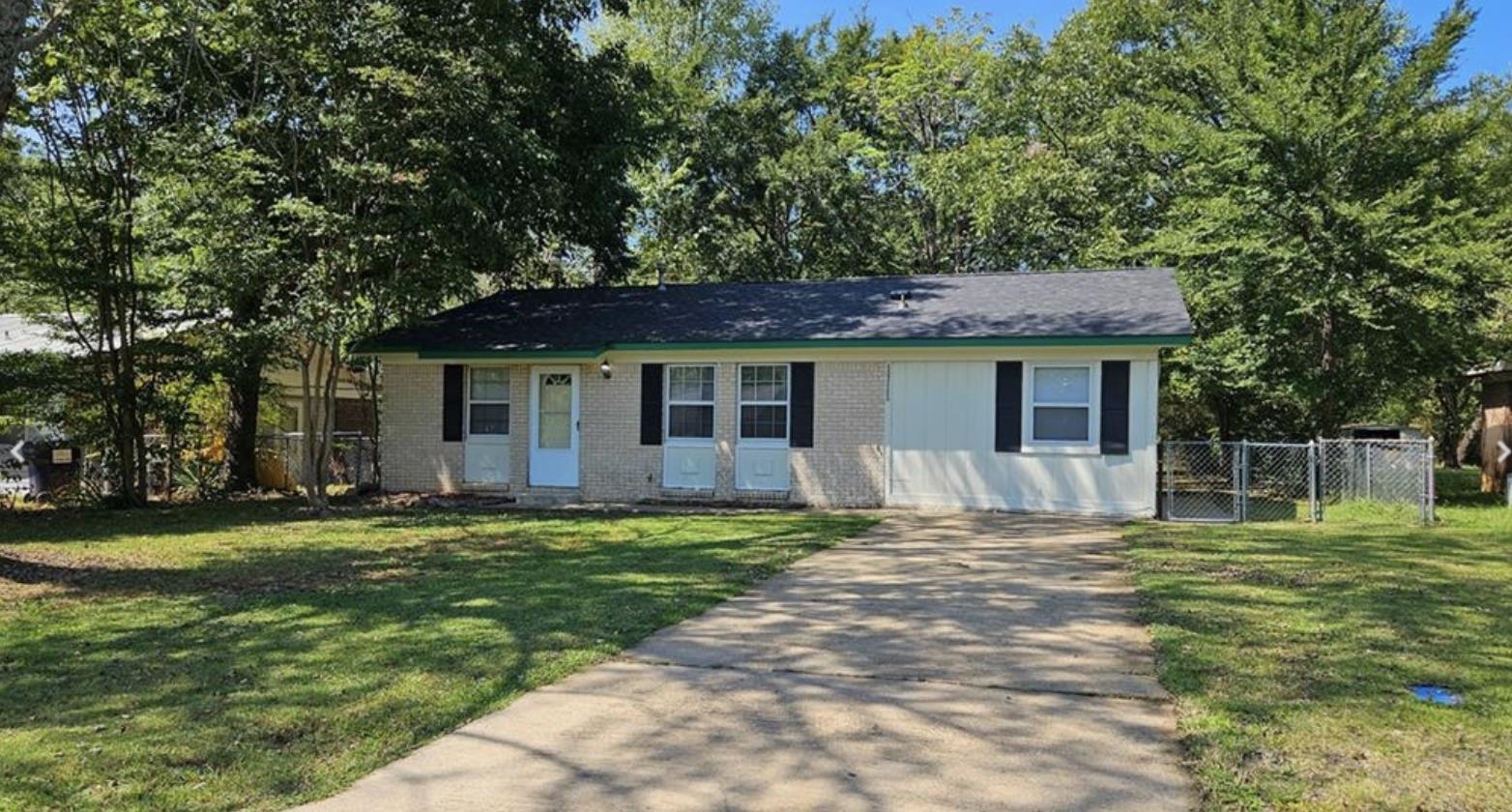 PLEASANT HOMES - Residential