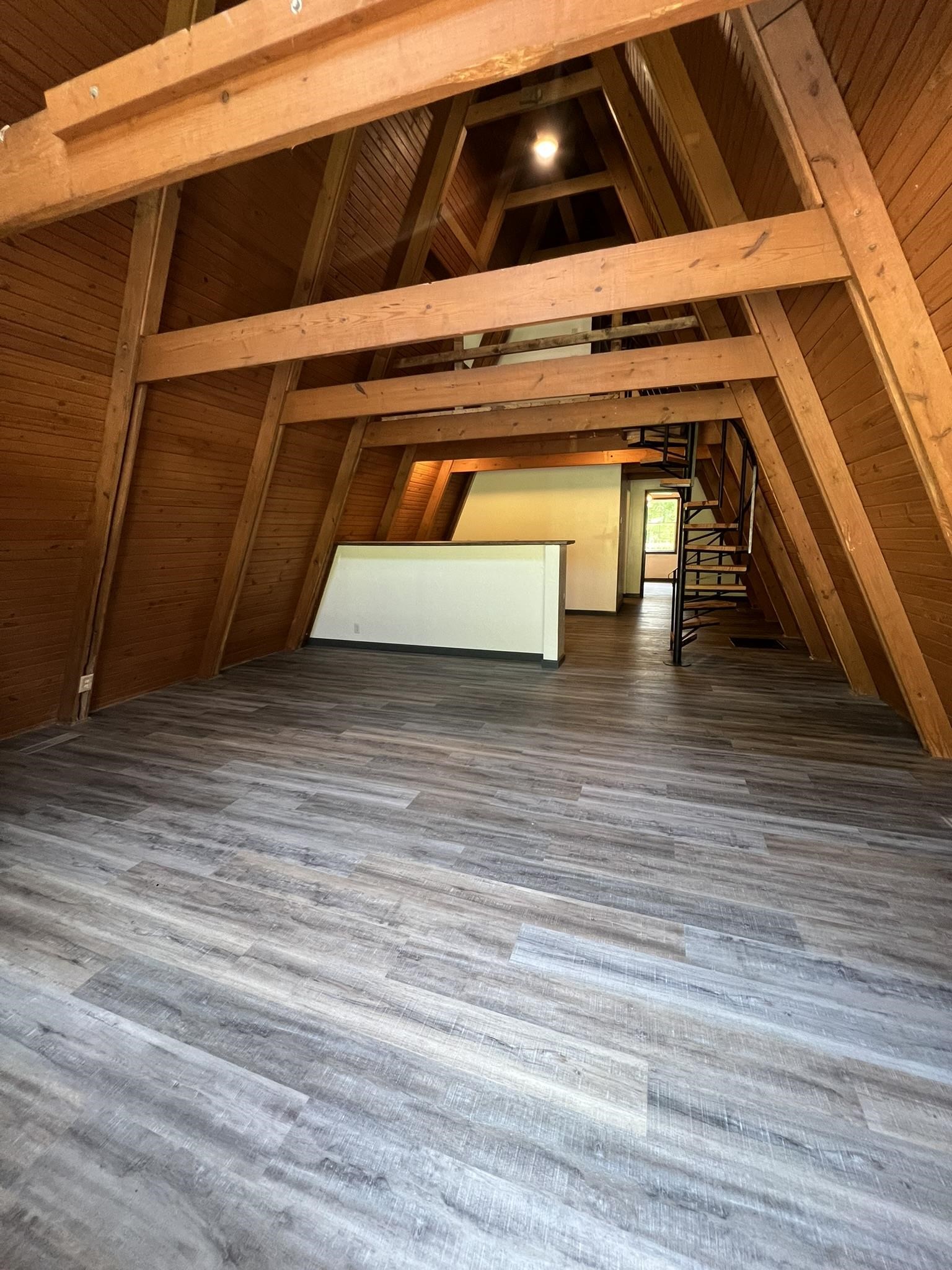 THE PINES - Residential