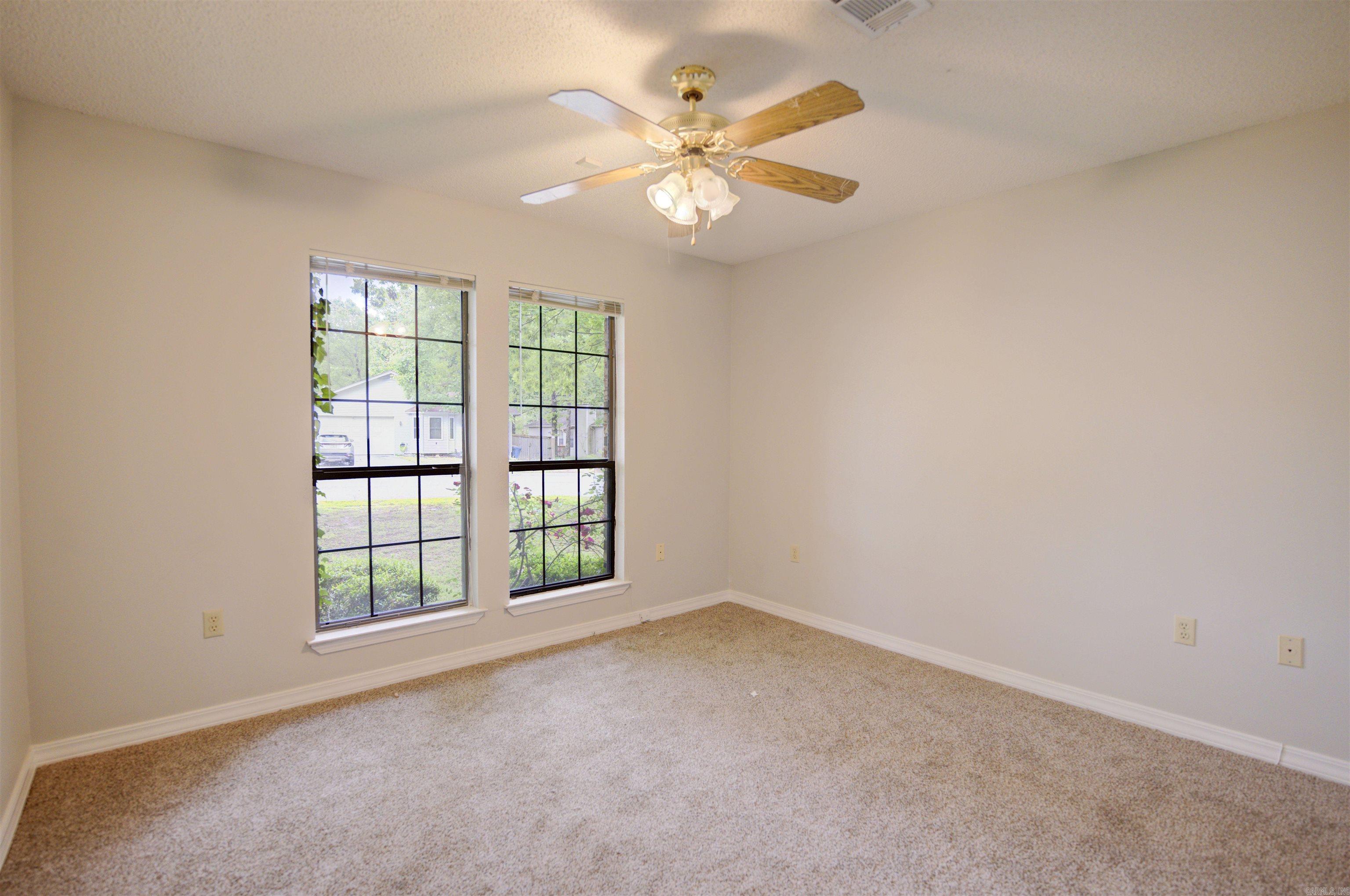 CEDAR RIDGE - Residential