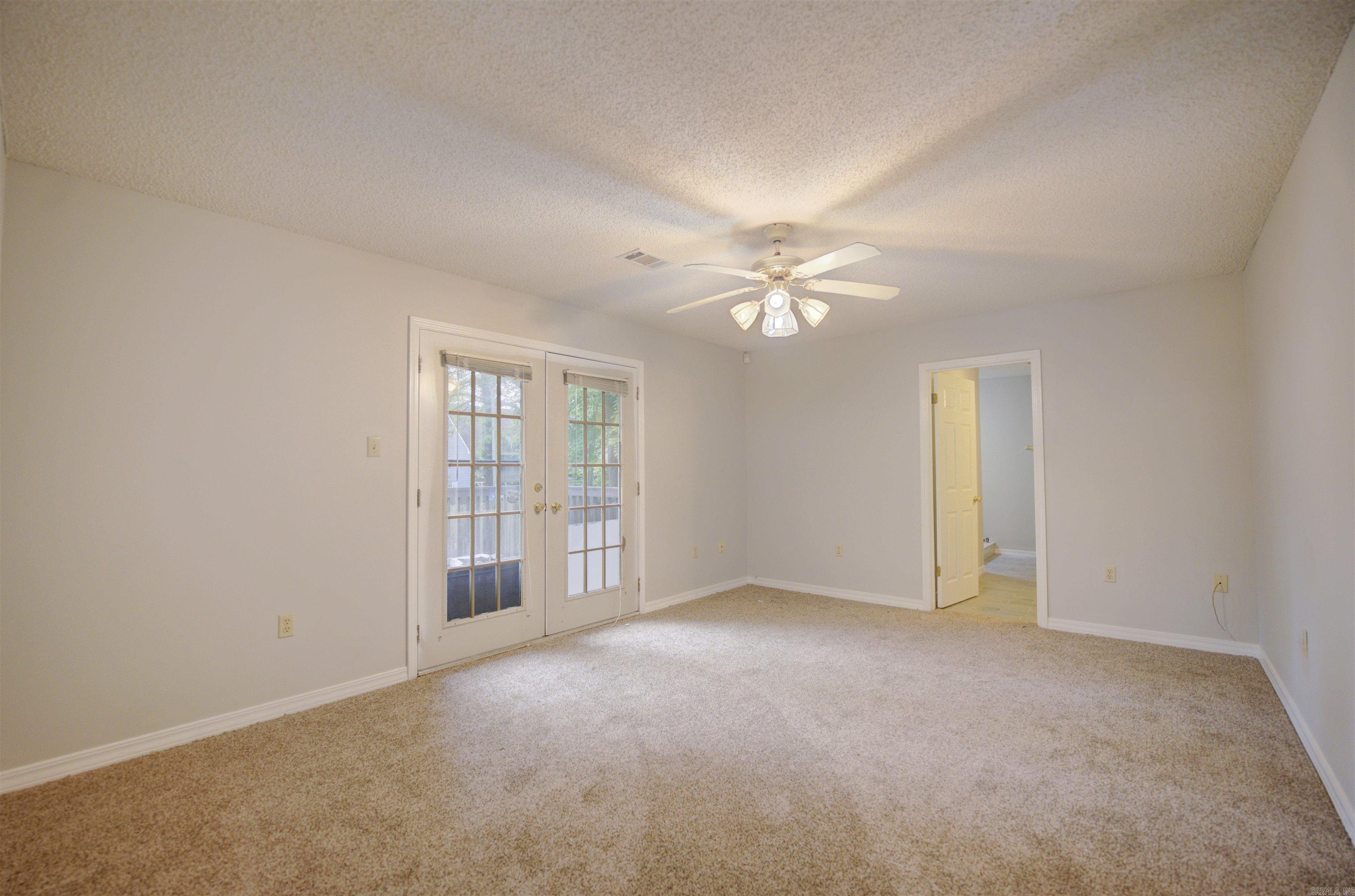 CEDAR RIDGE - Residential