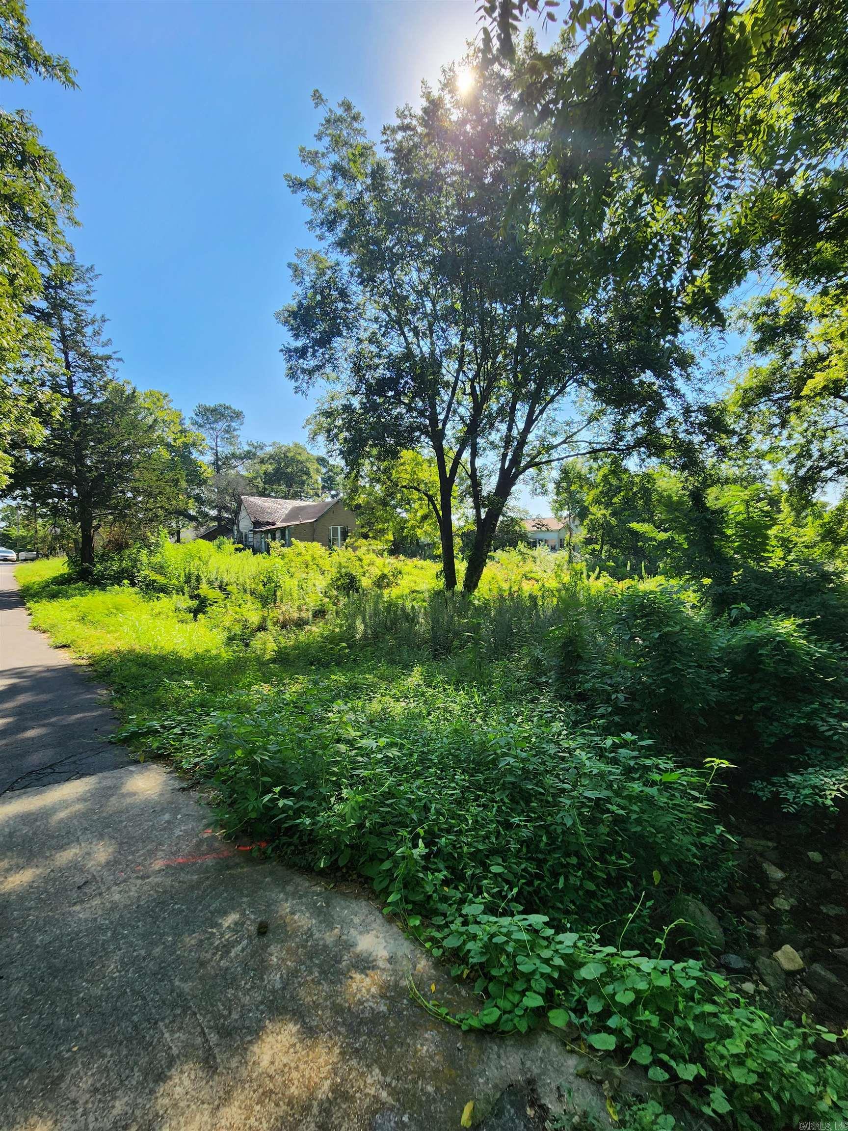 Mena Original - Residential