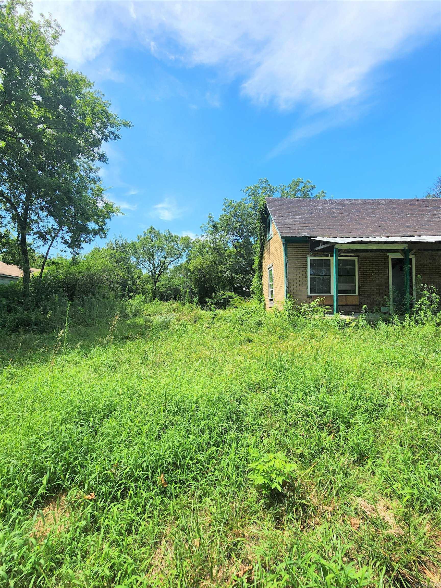 Mena Original - Residential