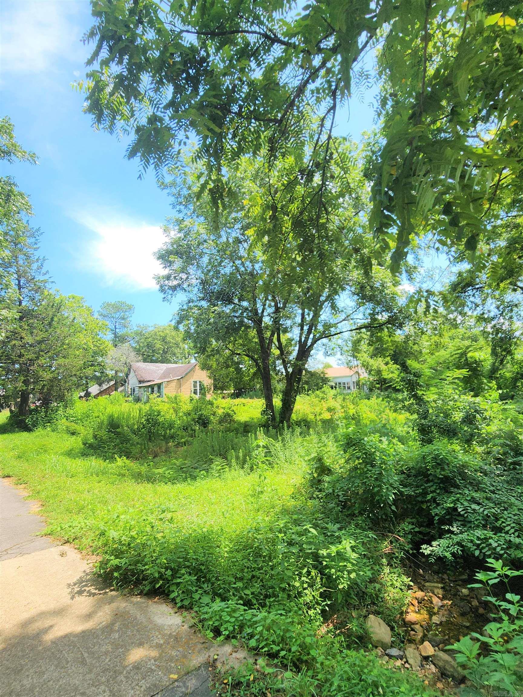 Mena Original - Residential