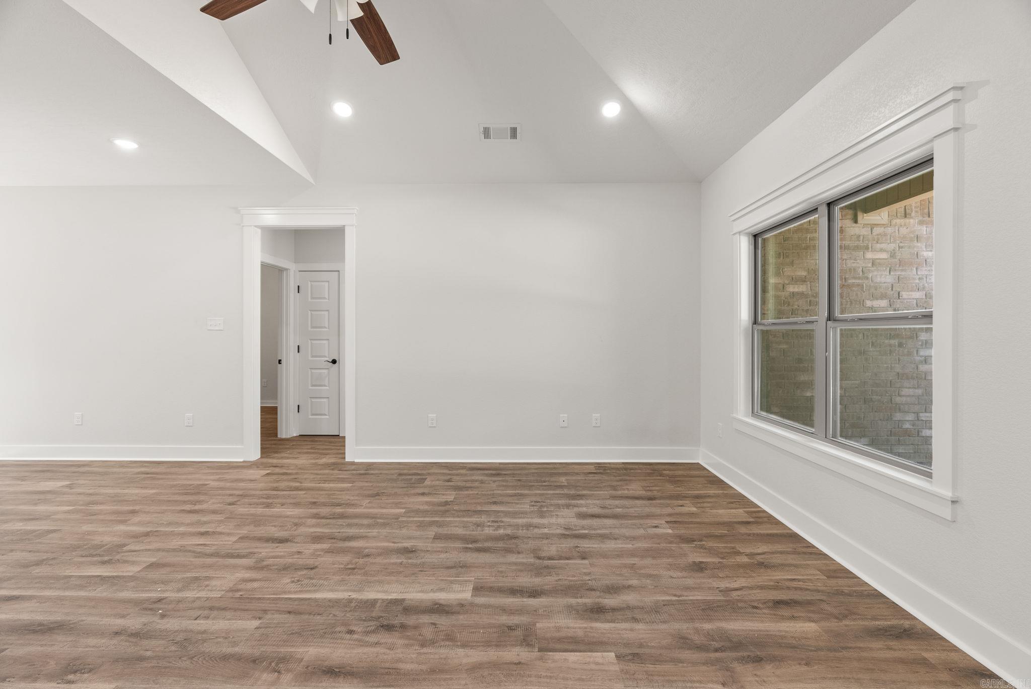 SUMMER WOODS - PHASE 1 - Residential