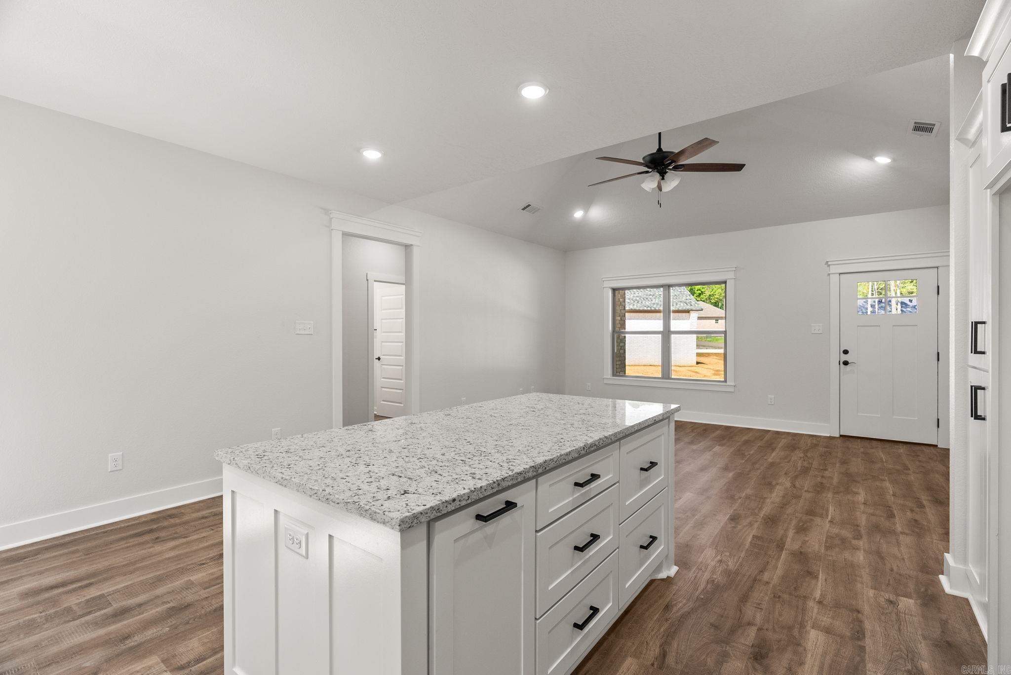 SUMMER WOODS - PHASE 1 - Residential