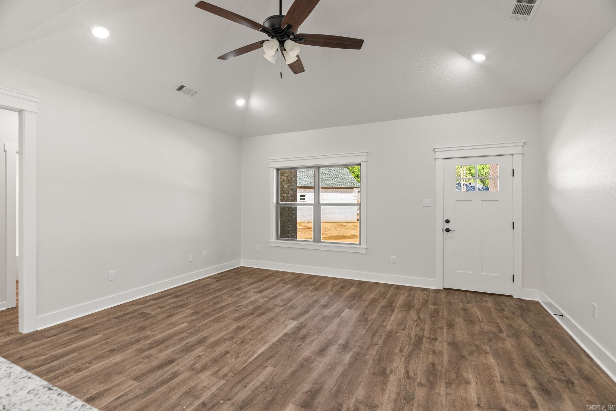 SUMMER WOODS - PHASE 1 - Residential